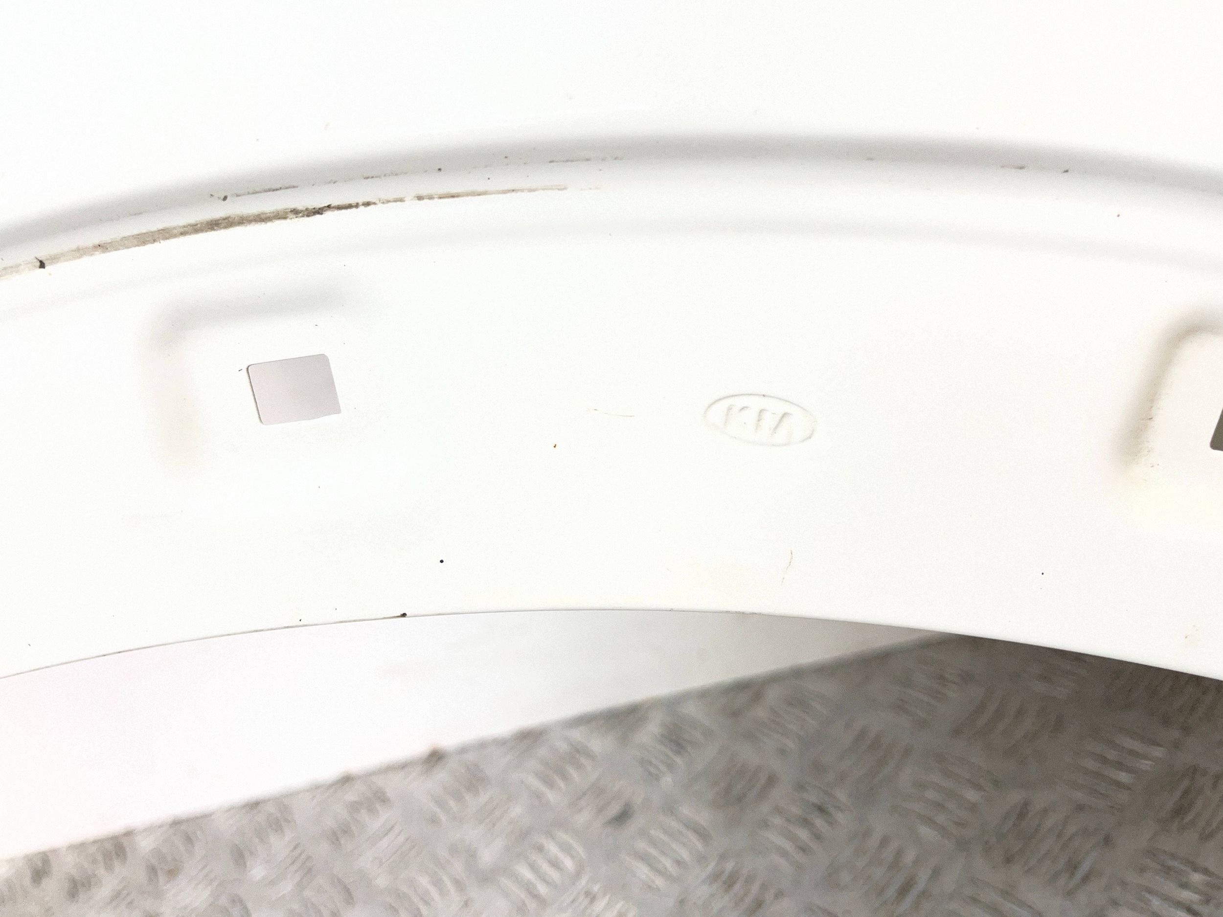 fender front front right right KIA NIRO 16