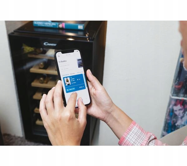 Candy CWCEL 210/NF Wine Cooler, Freestanding, Bottles Capacity 21, Blacka Cechy dodatkowe Wbudowany wyświetlacz