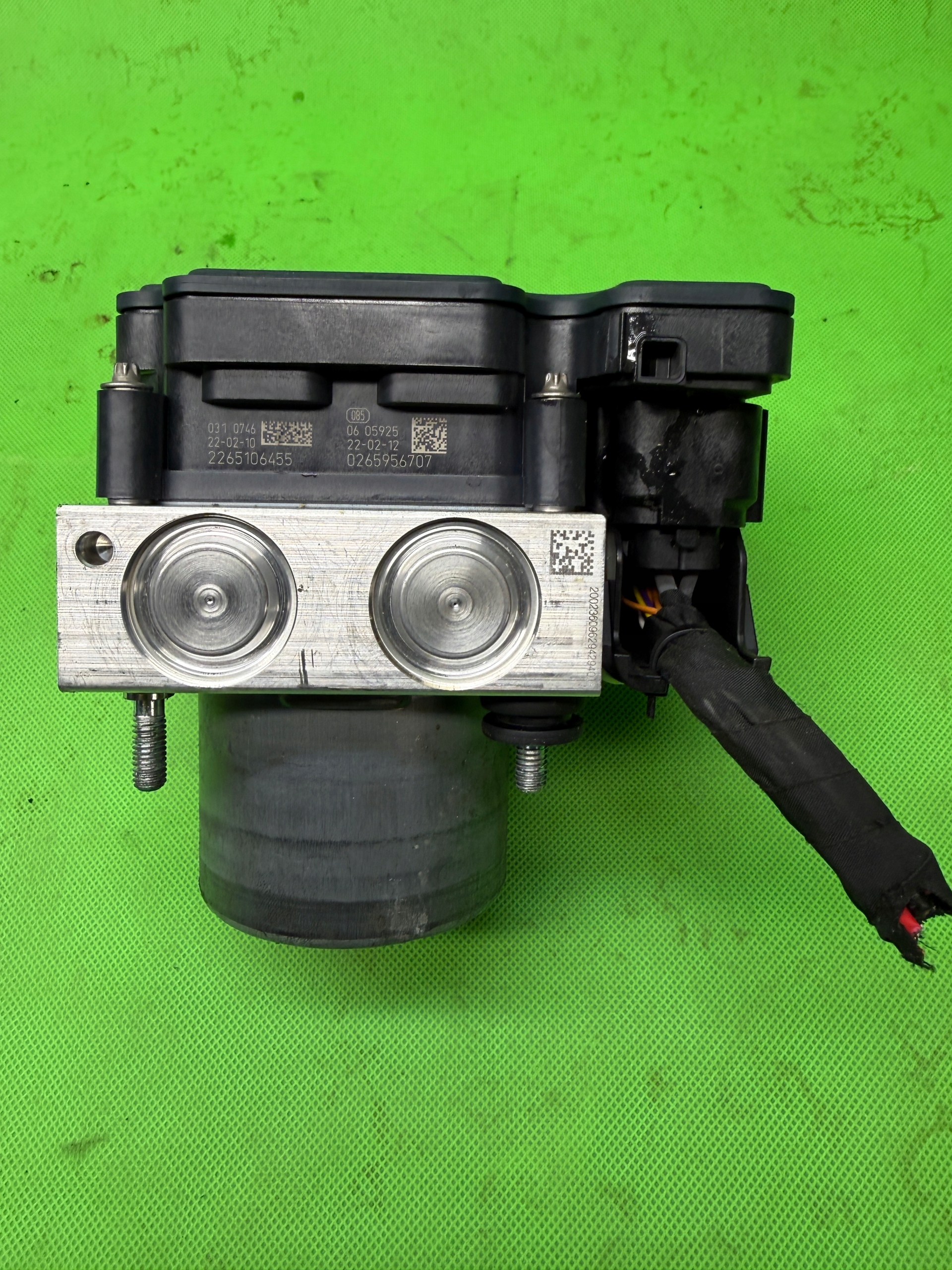 насос ABS renault 476606196R 0265295406