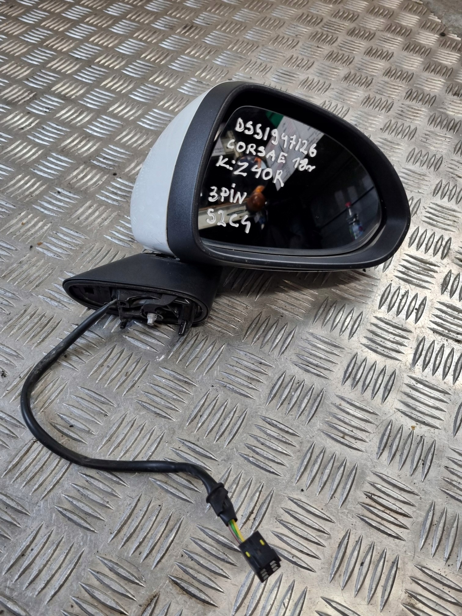 mirror right OPEL CORSA E Z40R 3 PIN