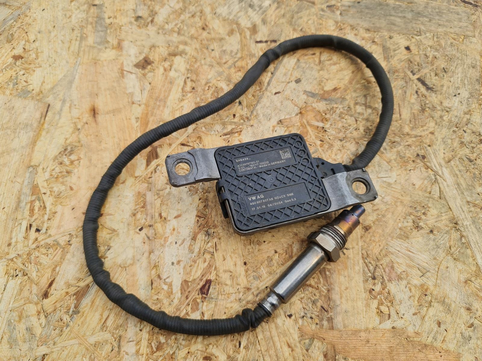 Зонд NOX VW Audi Skoda 04l907807ab оригінал