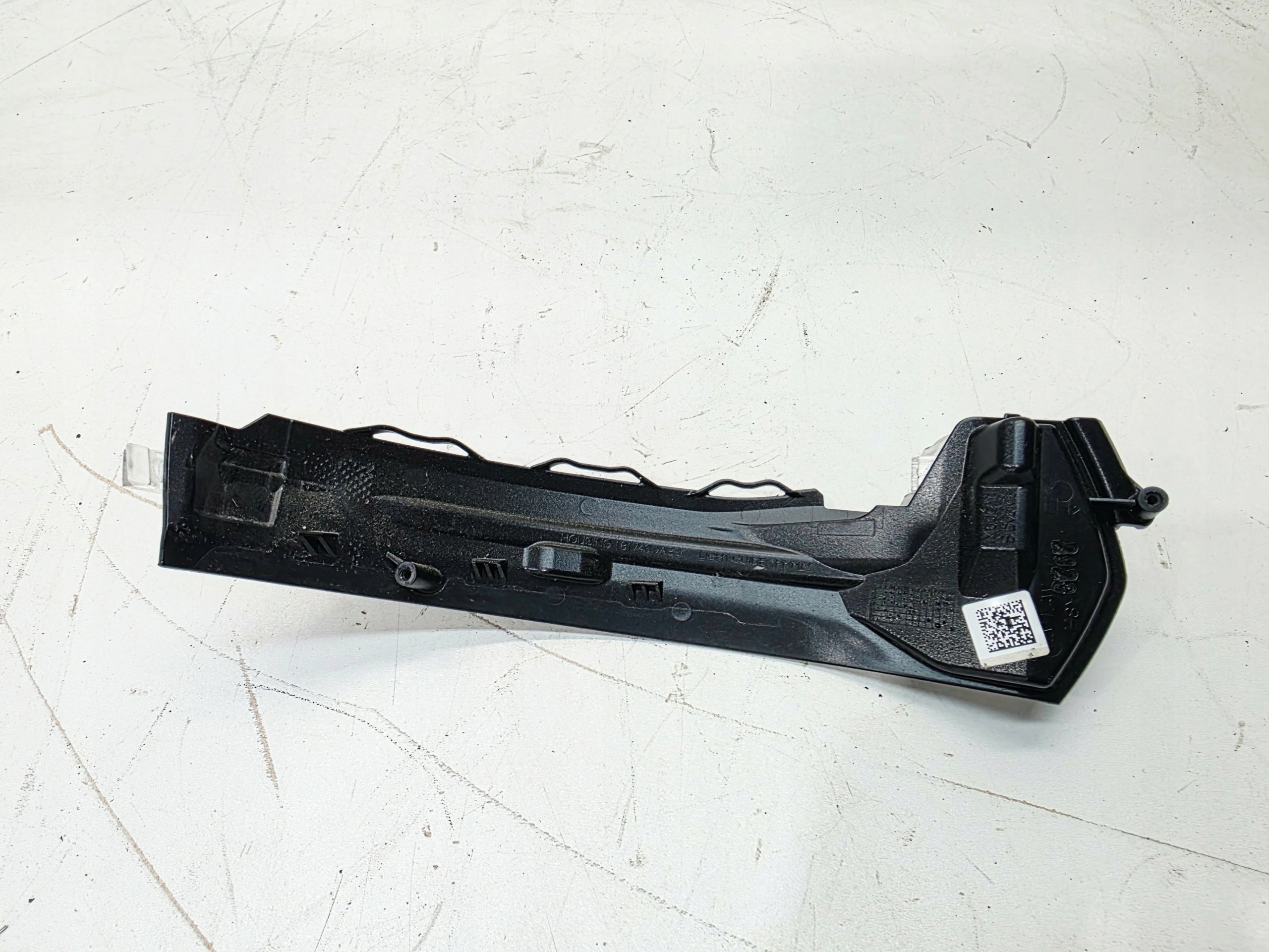 Blinkerleuchte LUSTERA links AUDI A3 8V 8V0949101B