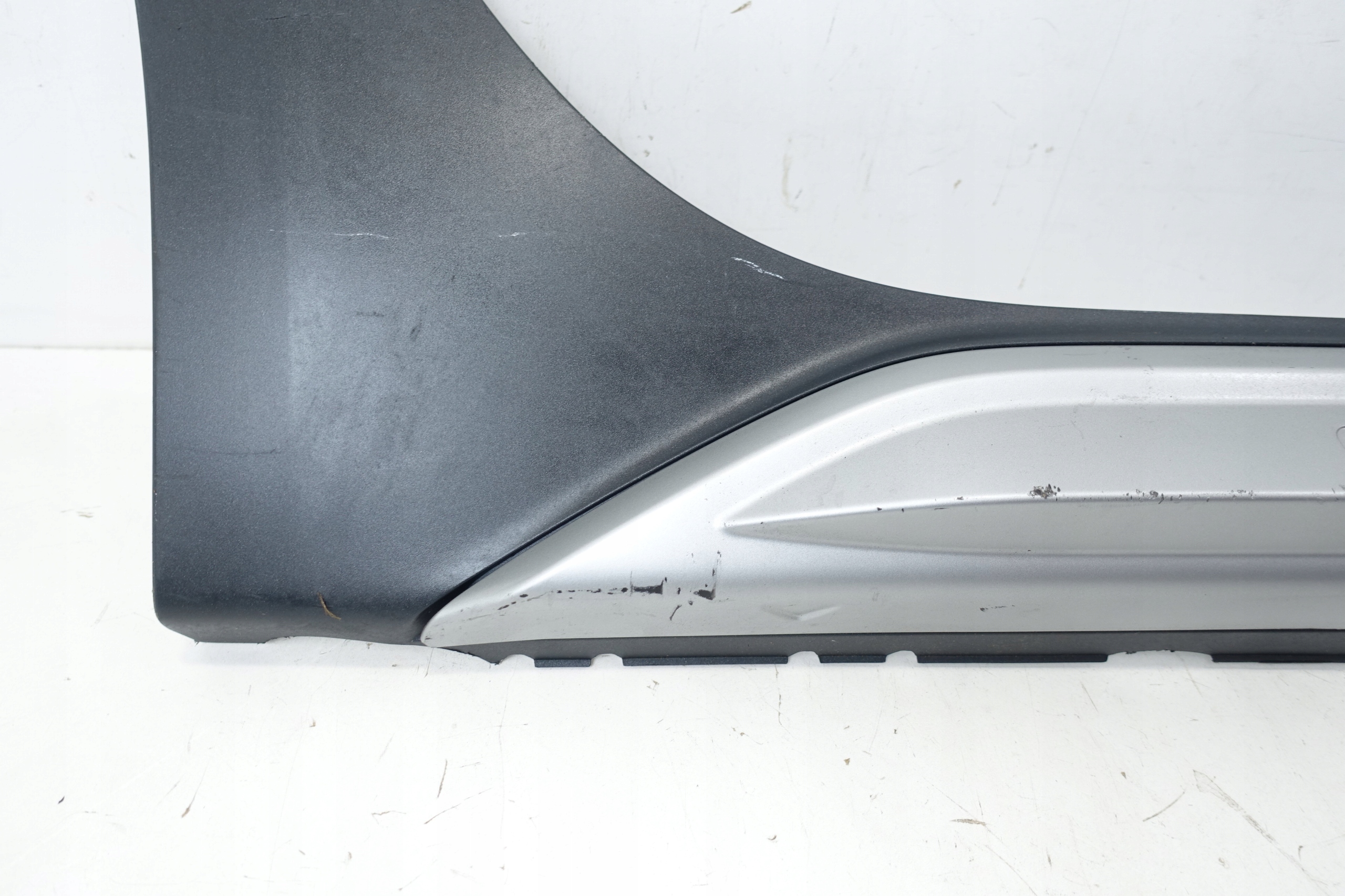moulding cap threshold right AUDI A4 B9 LIFT KOMB