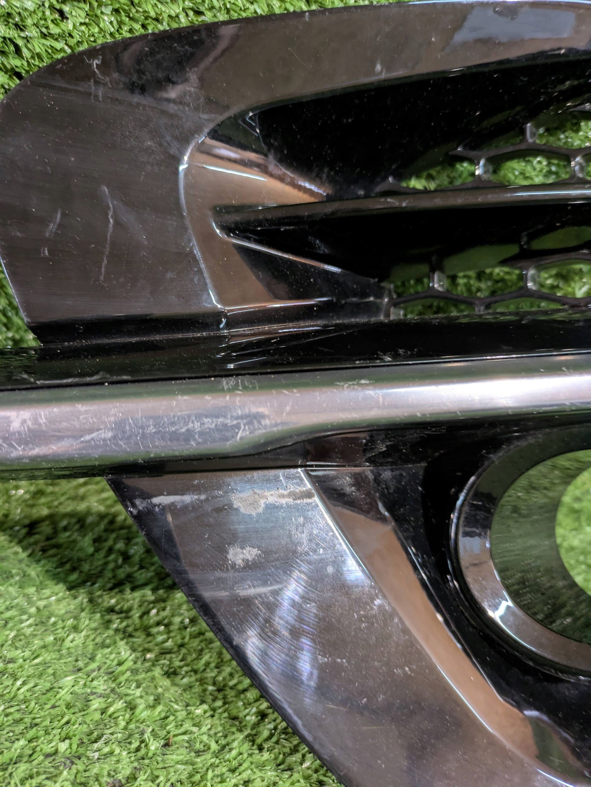 grid spoiler fog lights left KIA X-CEED 19- NR.12