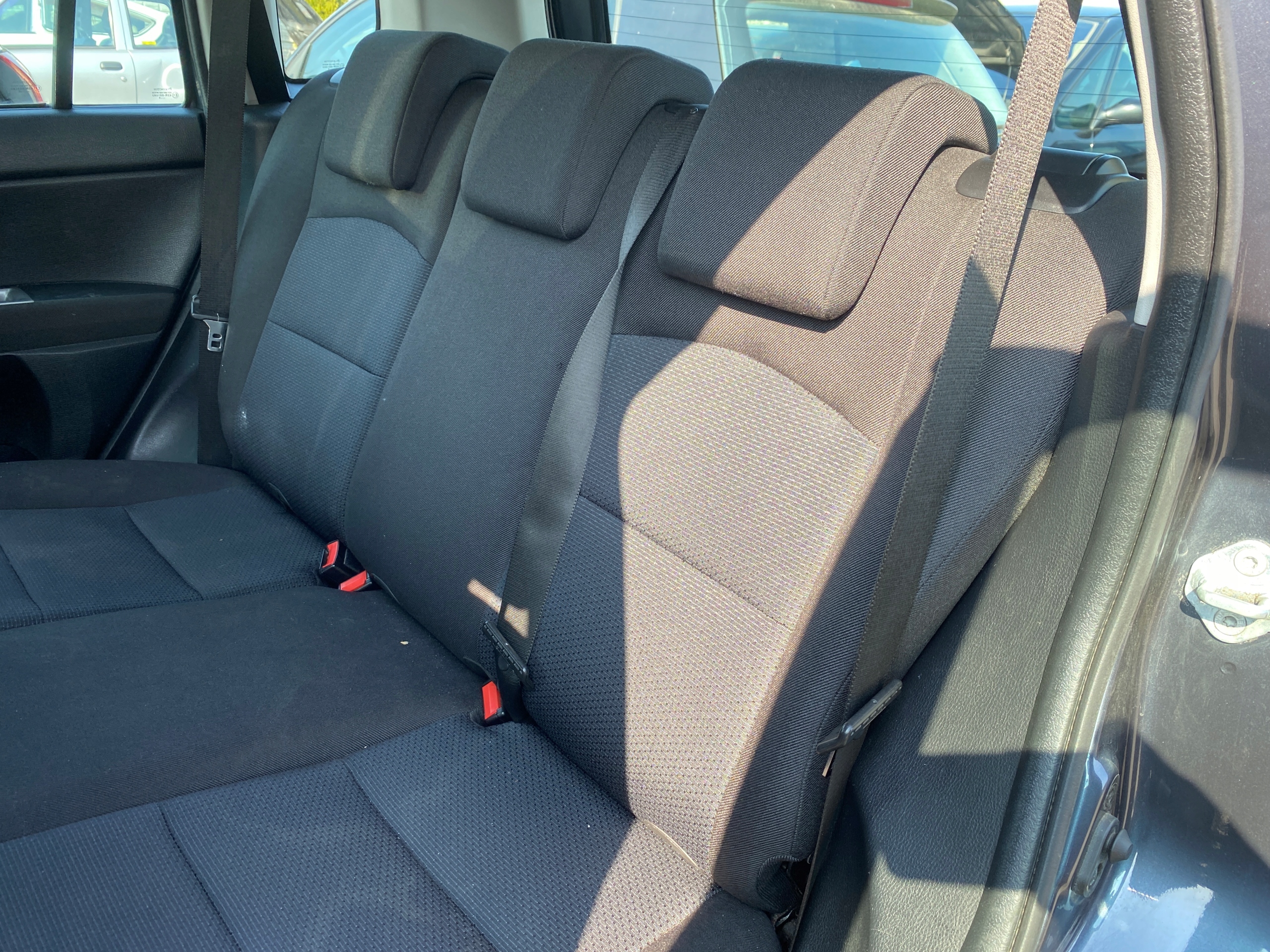 Mazda 2 1 und FL 02-07 Sitz hinten heck