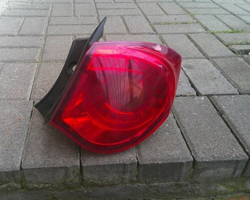 ALFA ROMEO GIULIETTA LED PRAWA TYLNA LAMPA ORYGINAŁ 50513612