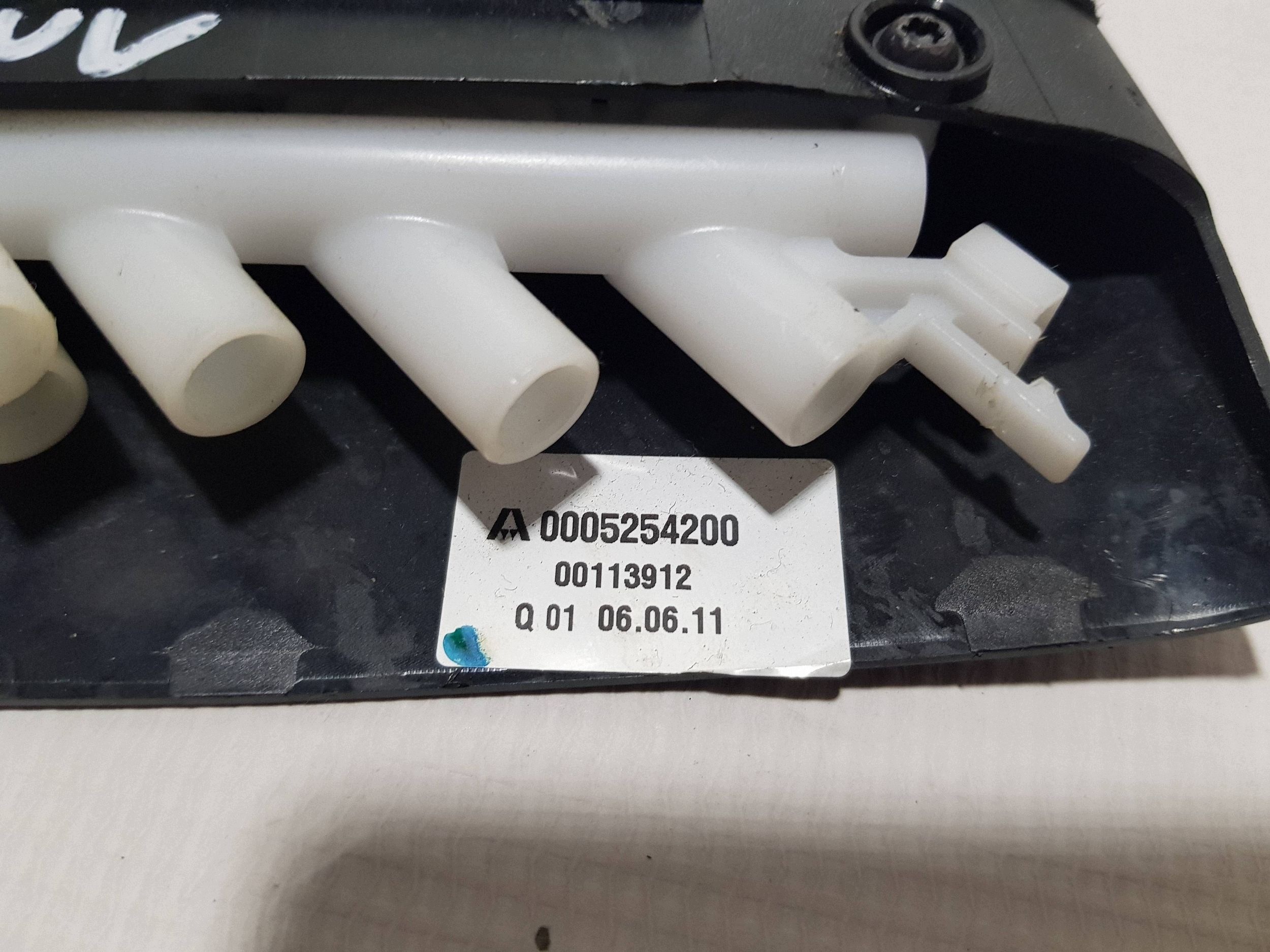 PANEL POMPOWANIA SITZ rechts MERCEDES W212 W207 W204
