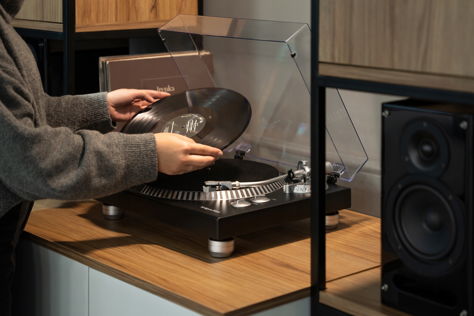 Gramofon Kruger&Matz nagrywanie USB RCA igła OUTLET Napęd paskowy