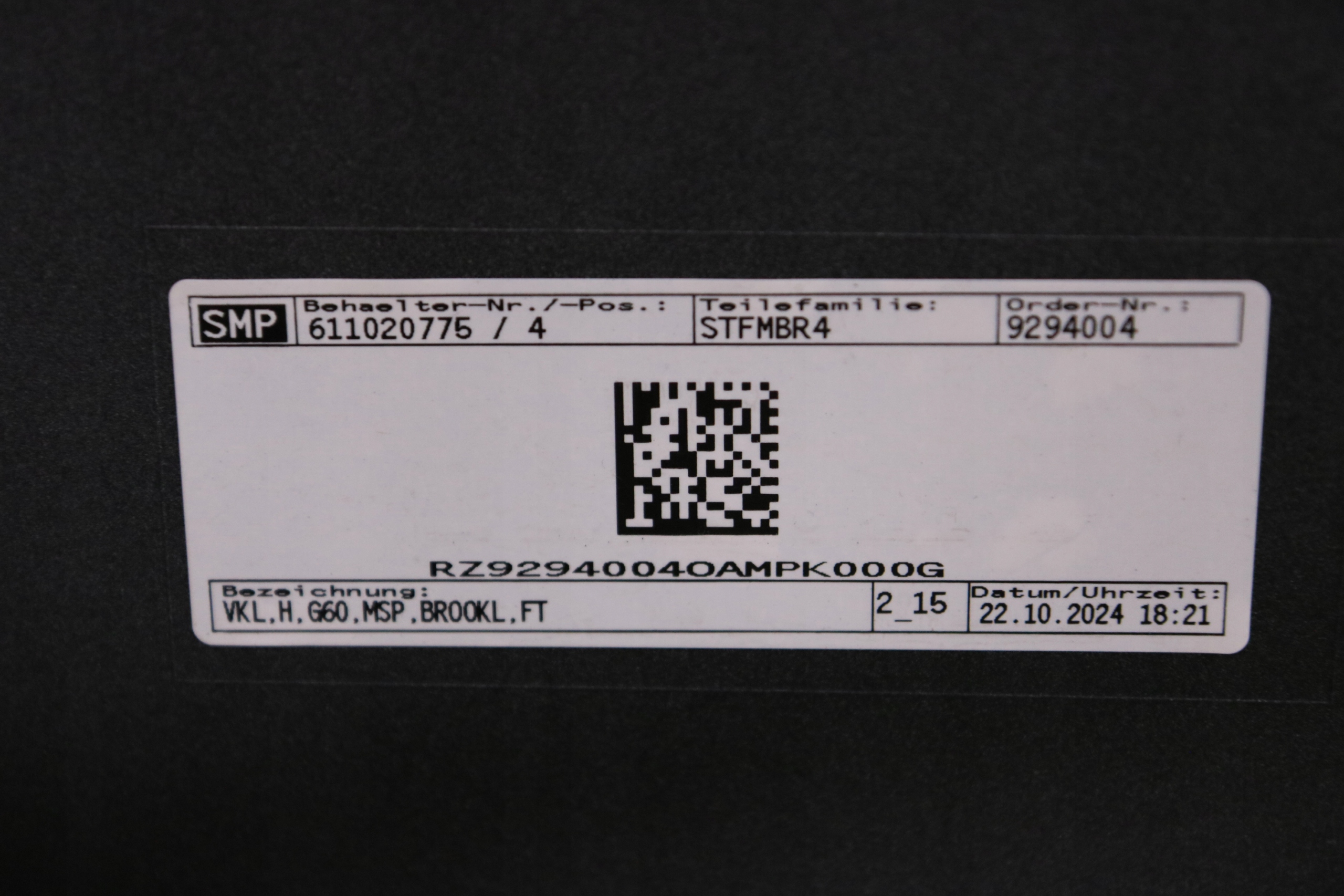 BMW 5 G60 m-packet bumper rear part rear colour C4P BROOKLYN GRAU