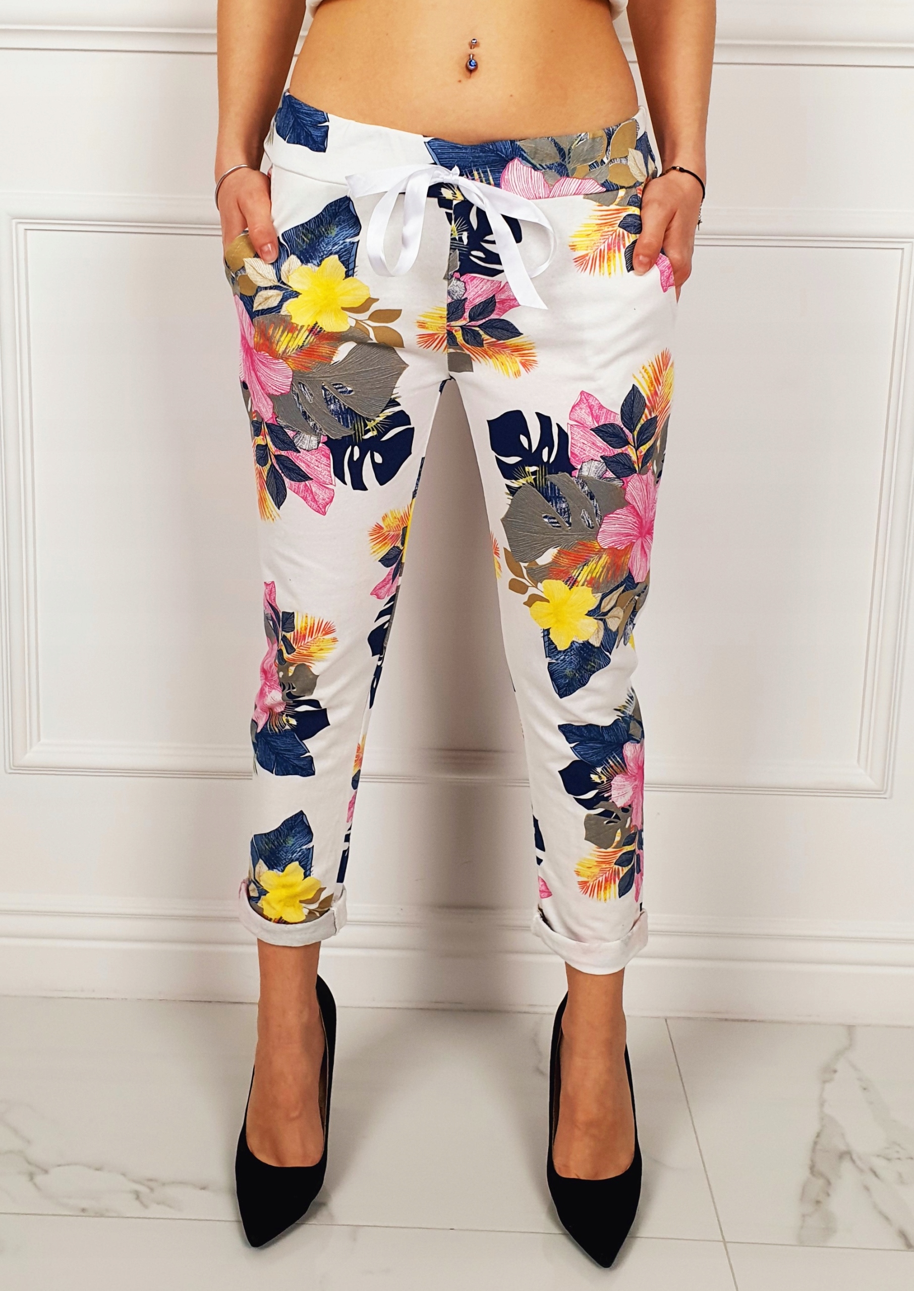 # SPODNIE Damskie DRESOWE Wygodne Bawełniane WZORY Fason inny