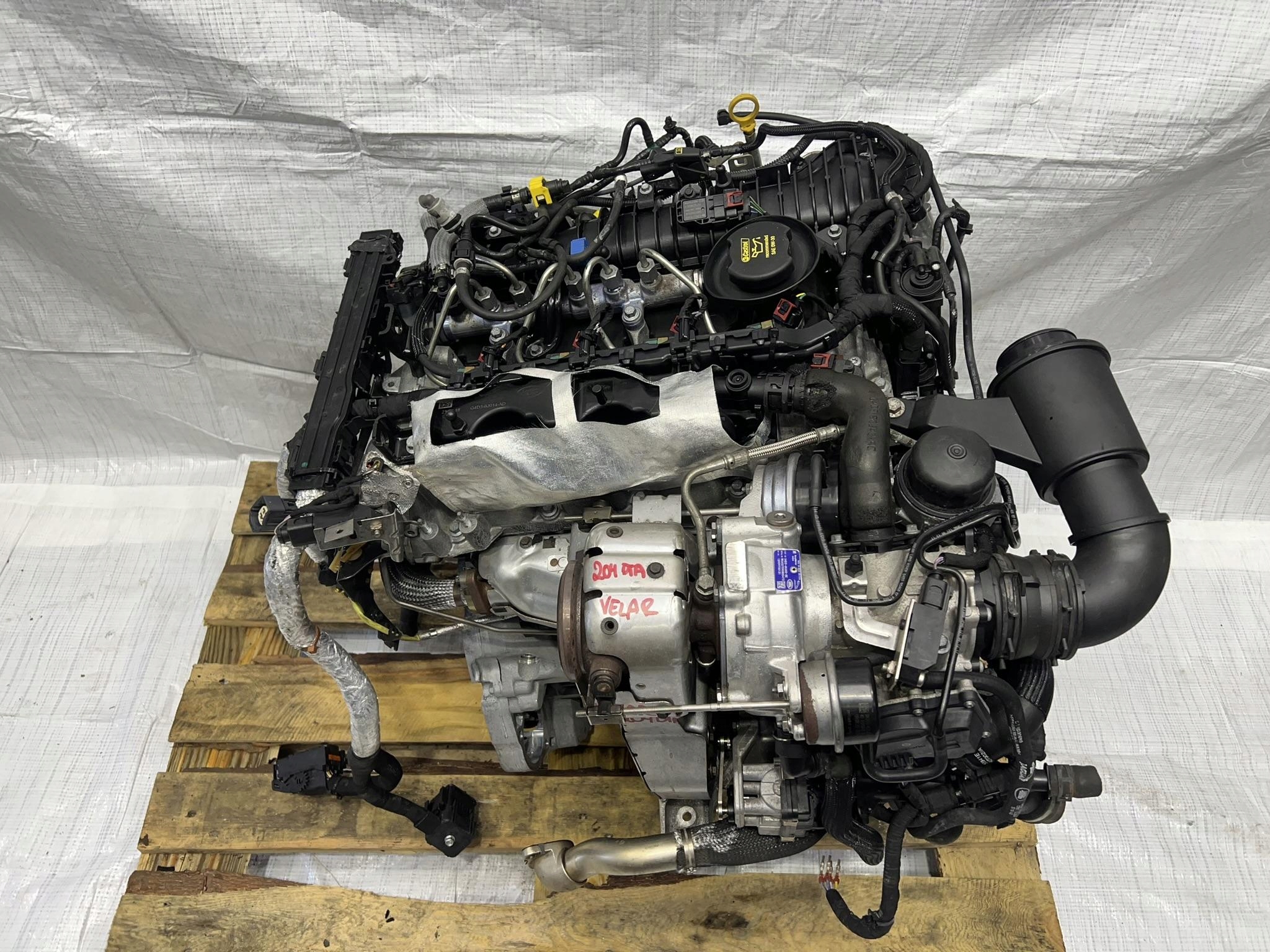 SILNIK KOMPLETNY RANGE ROVER VELAR 204DTA