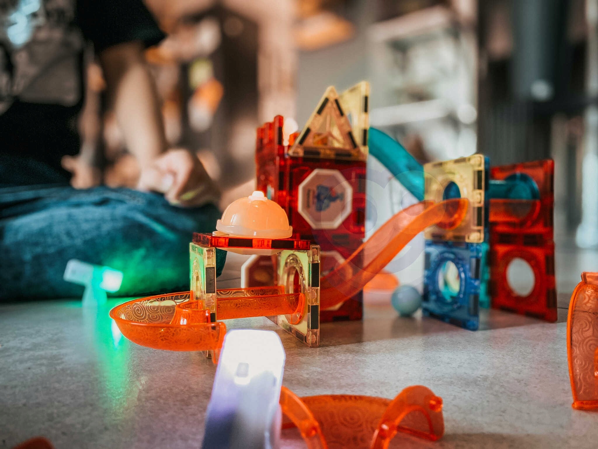 KLOCKI MAGNETYCZNE KONSTRUKCYJNE TOR KULKOWY 49 el Marka Woopie