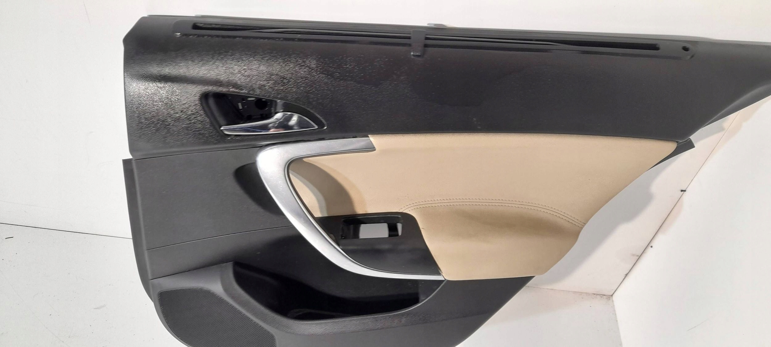 Opel Insignia A side door rear right 1064656 (ET204)