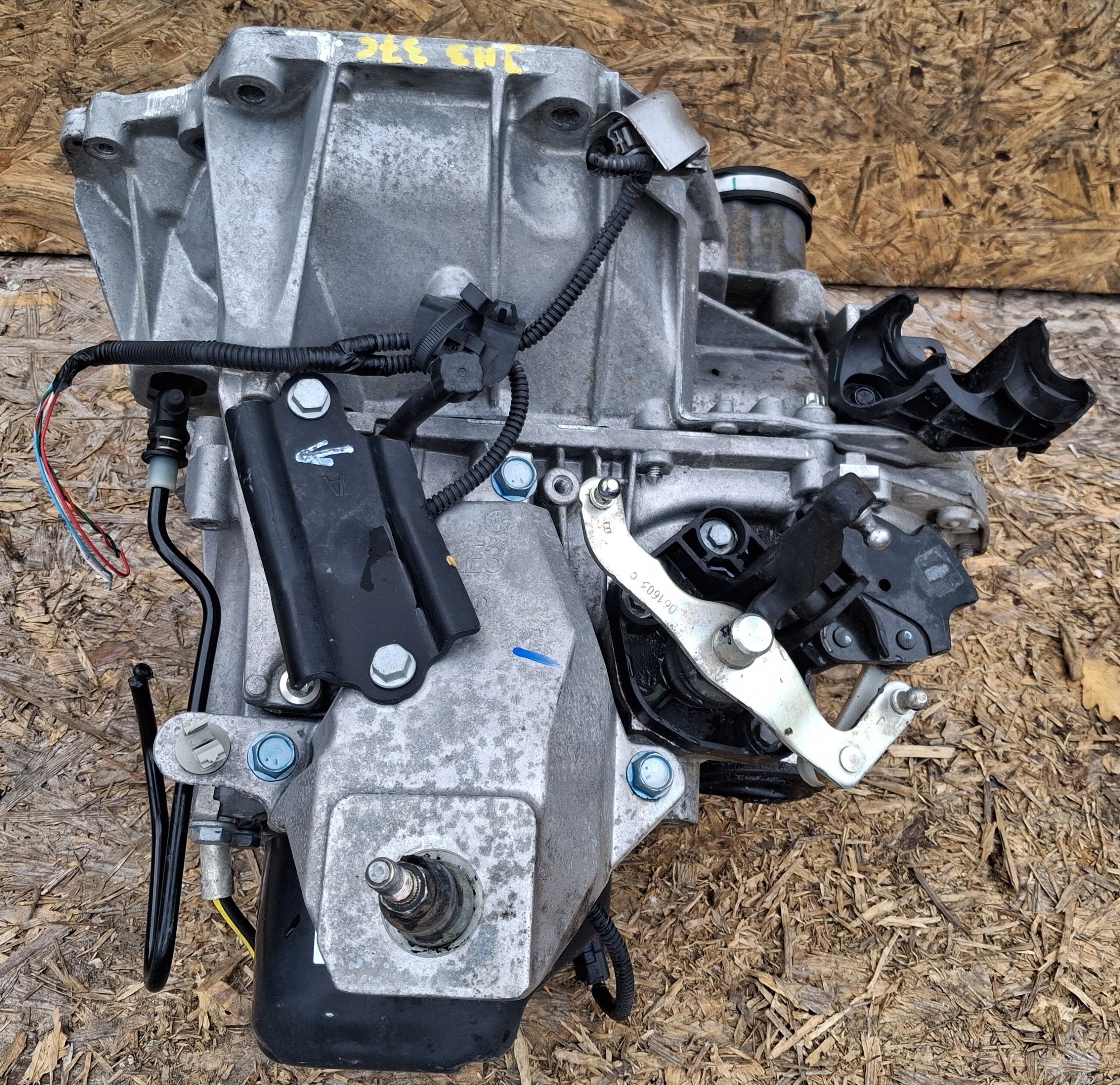 getriebe NISSAN MICRA K14 1.0 B 5 getriebe JH3376