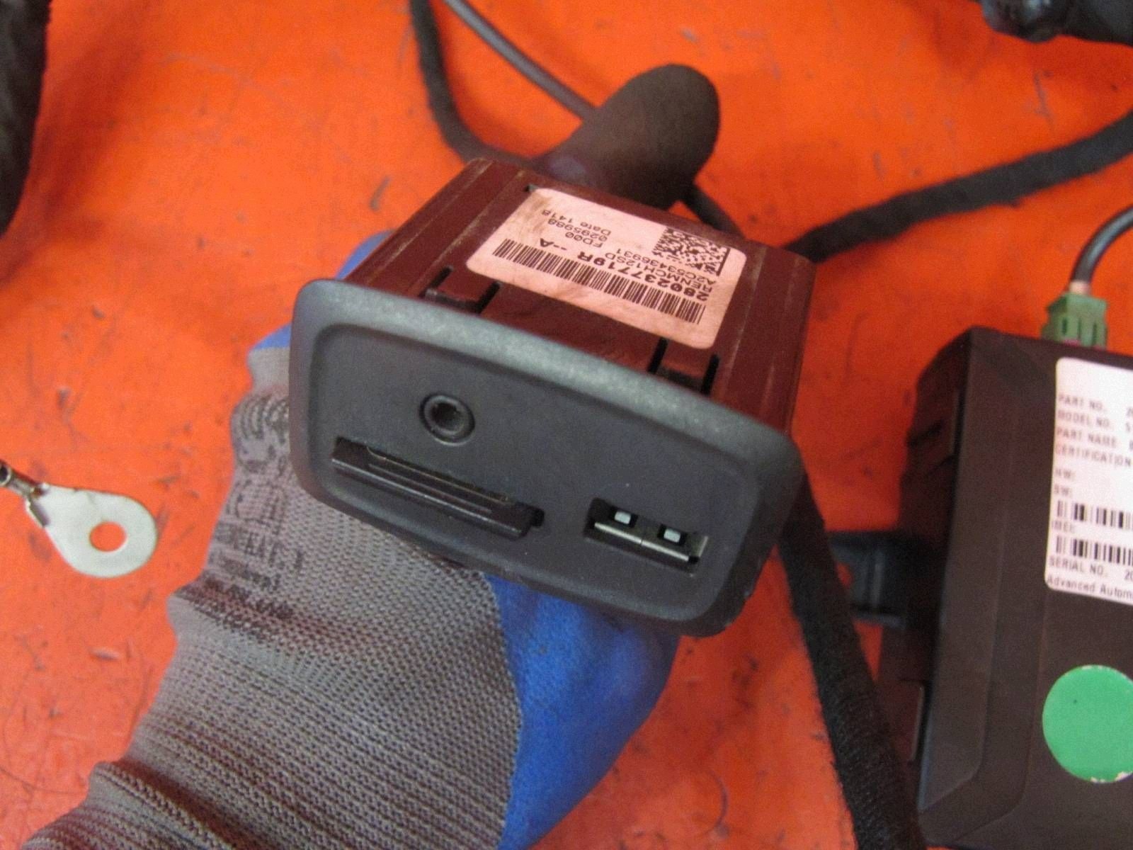 RENAULT KANGOO 2 II 3 III navigation display module GPS bundle running board