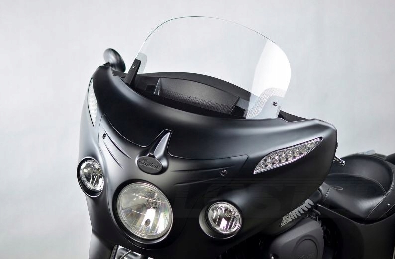 Indian Roadmaster 1900 Tall Touring (14-25) Sklo 53(45) cm/4 mm Jasný grafit