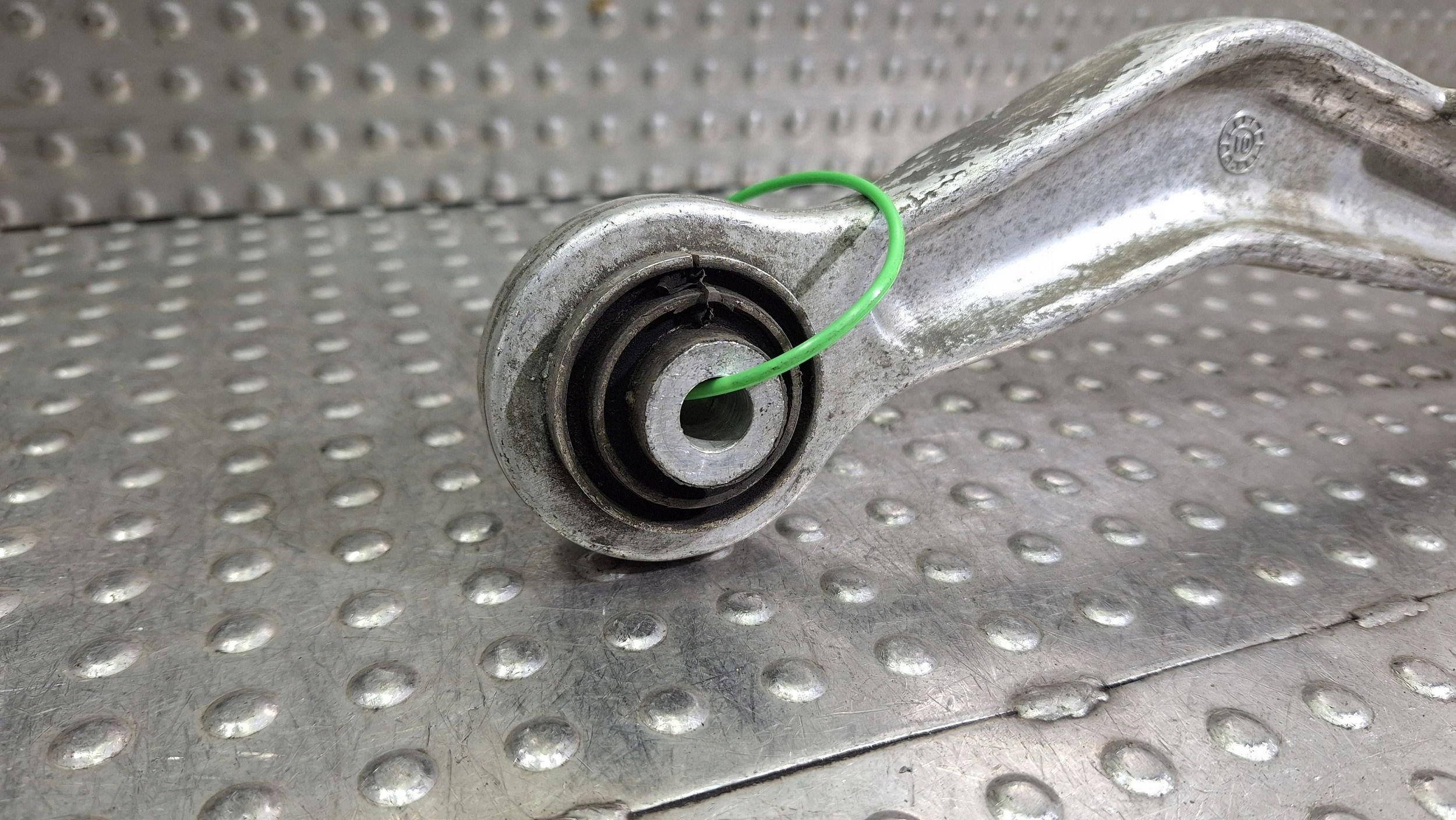 Querlenker links heck 1094207 BMW E39