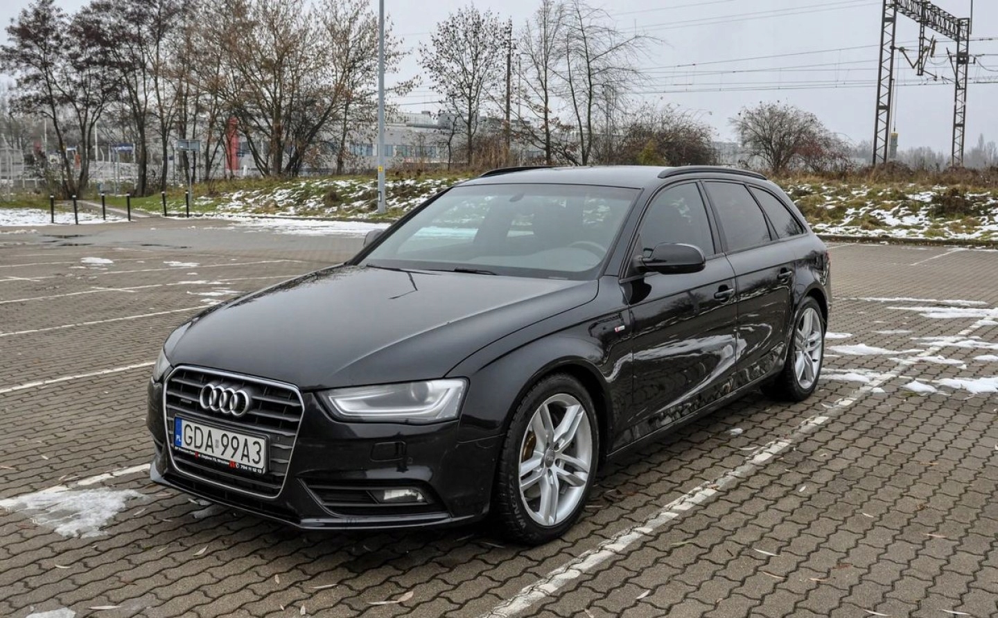 Audi A4 Avant 3,0TDI (245KM) Automat Quattro Lift S-Line Alcantara Led 3.0