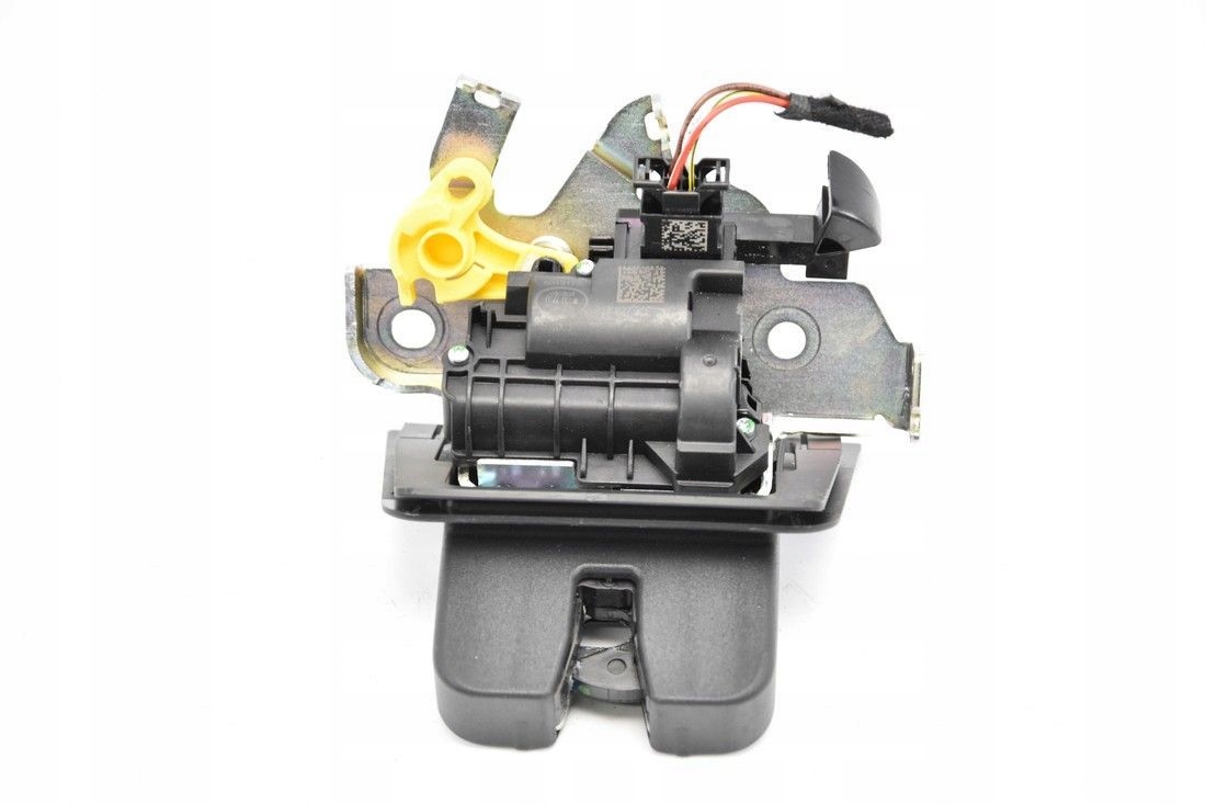 Audi OE1a827506 замок крышки багажника