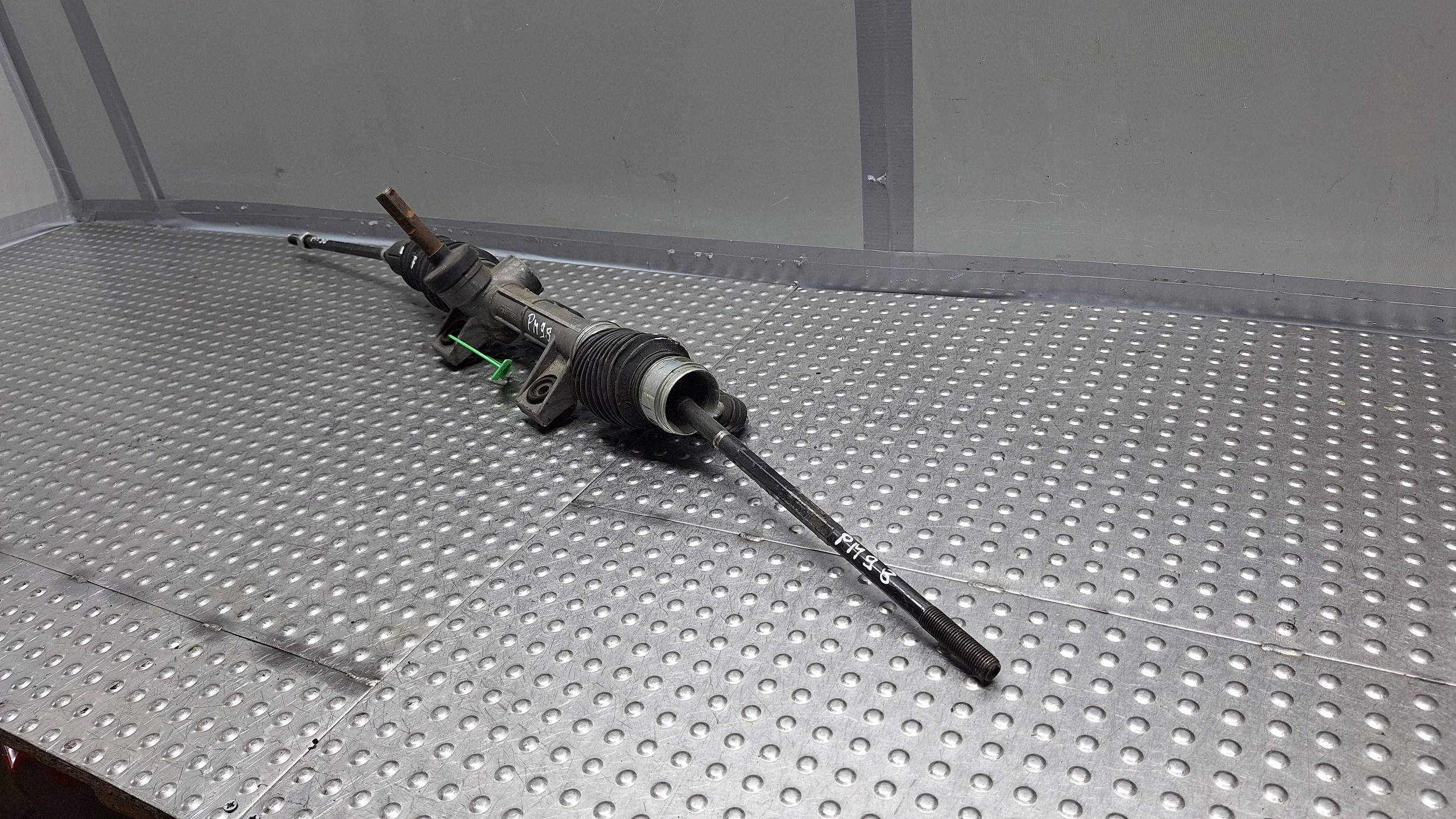 Boîter direction Boîter direction 0004684V006 SMART FORTWO et 0.6 B