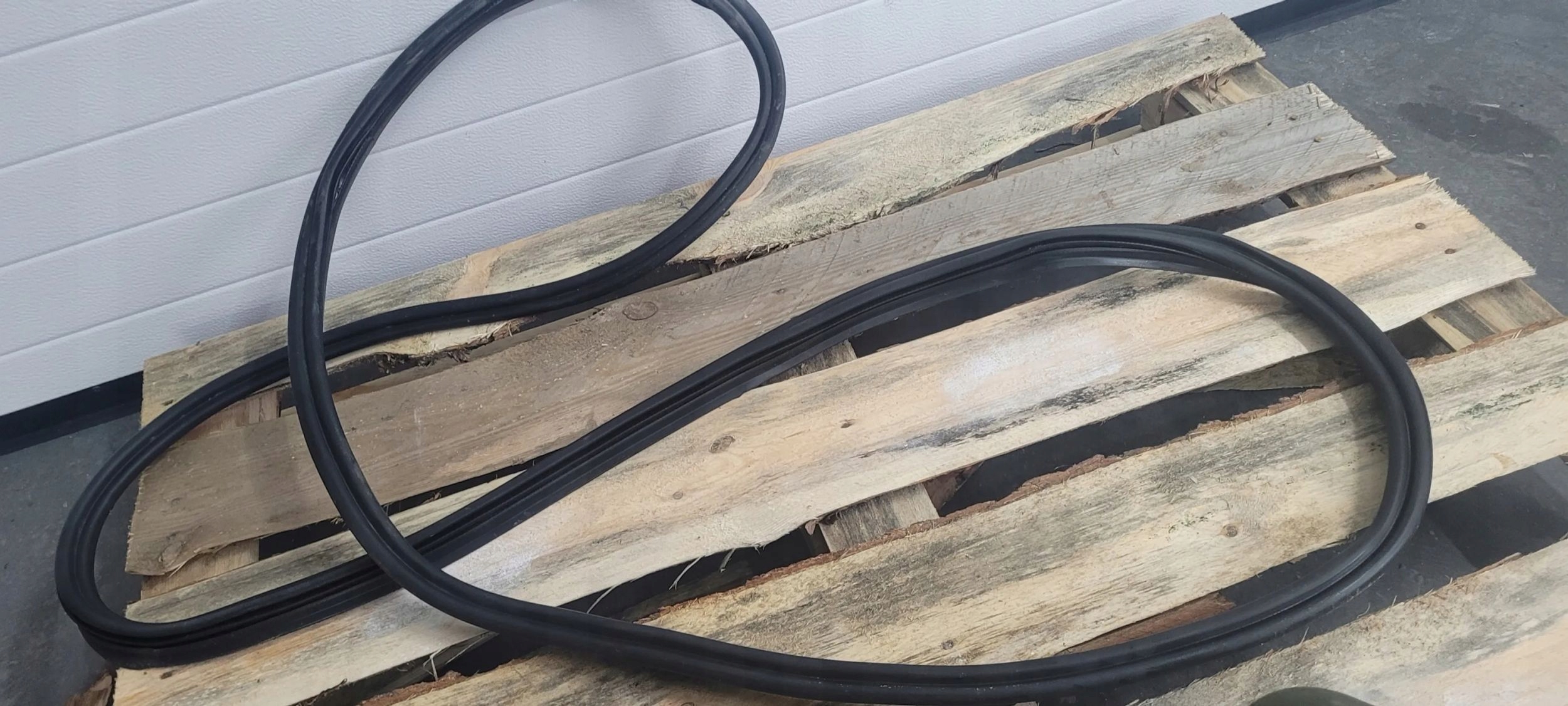 A6 C7 4G gasket bonnet boot rear part KOMBI