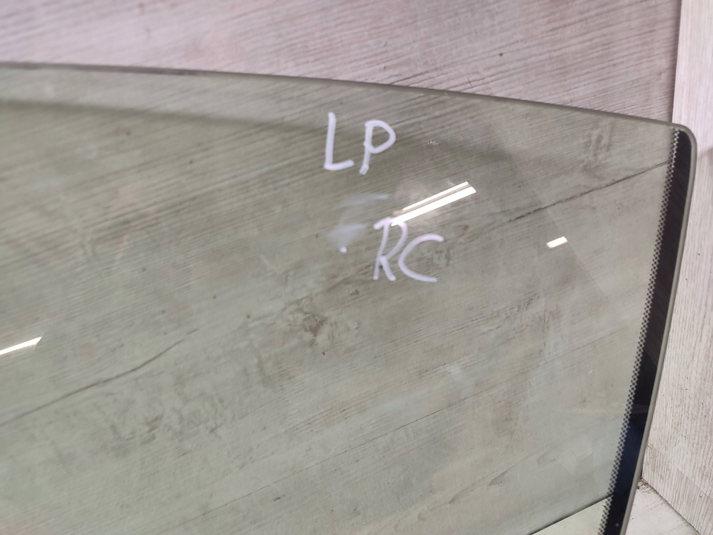 Lexus RC 2019 front side left window door