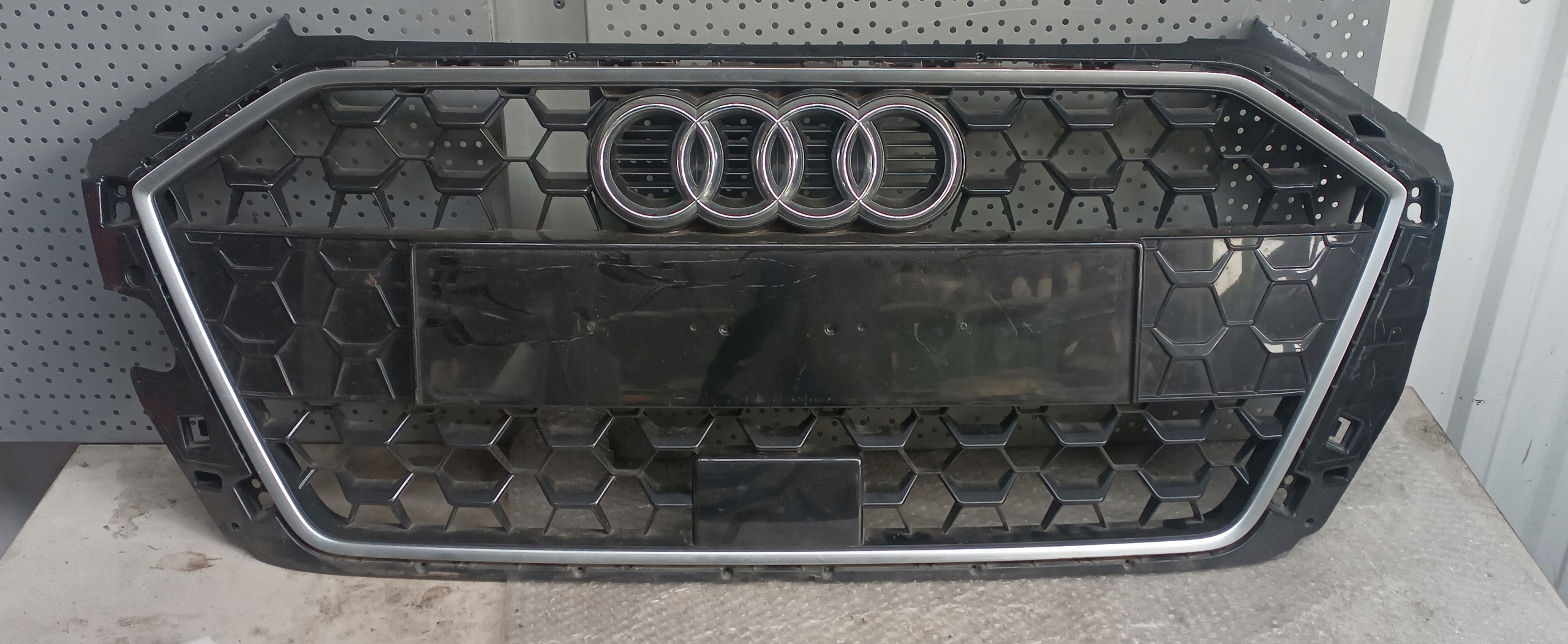 Audi A1 82A Kühlergrill FRONTGRILL Kühlergitter 82A853651BC - Thumbnail 1