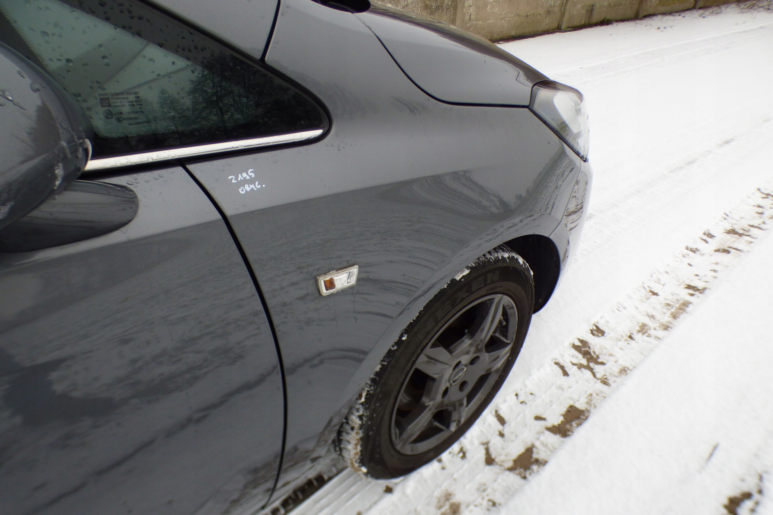 fender right front st.BDB oryg.lakier Z195 OPEL CORSA E
