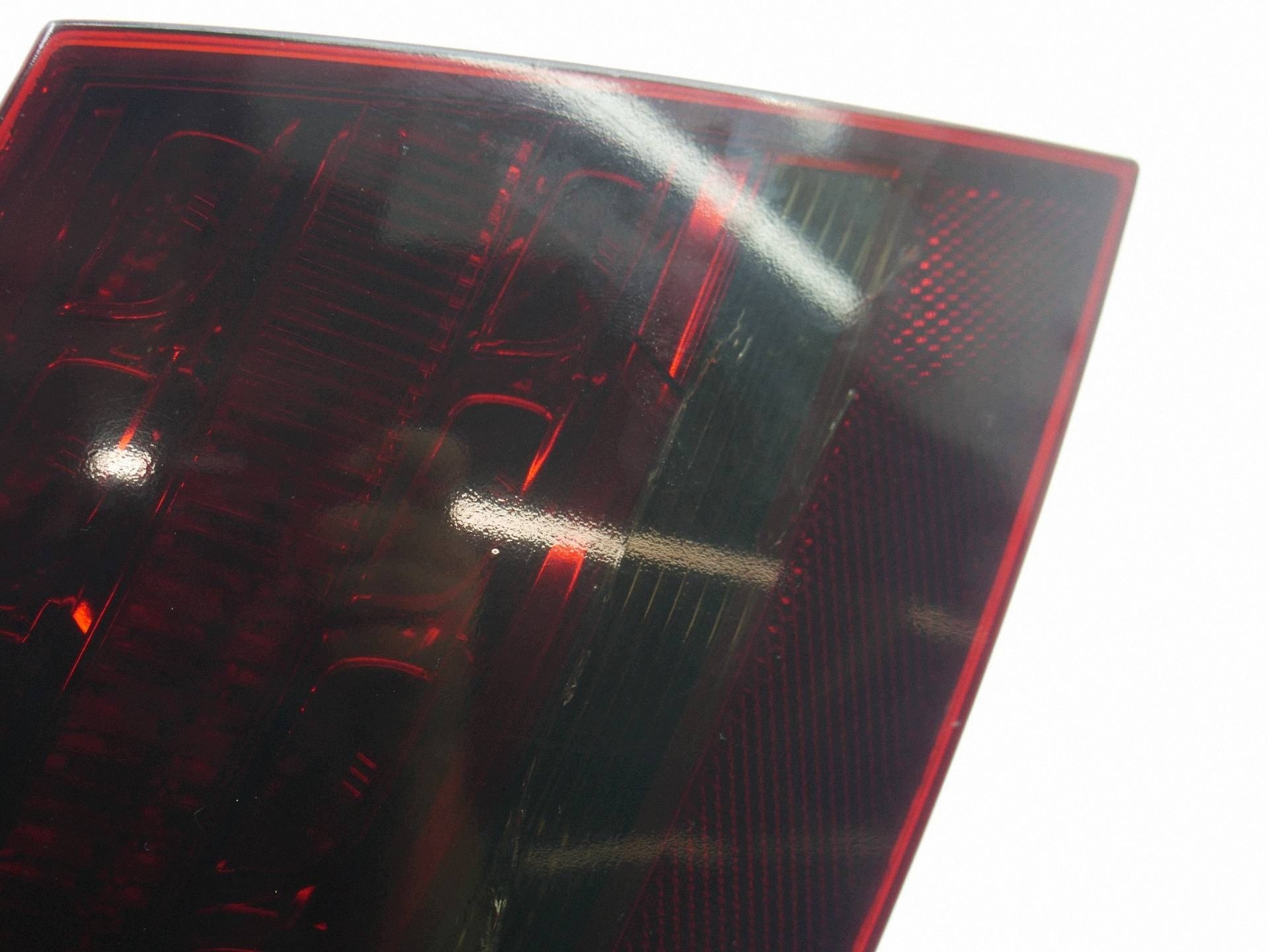 licht links heck W kotflügel AUDI A5 COUPE 8T0945095D
