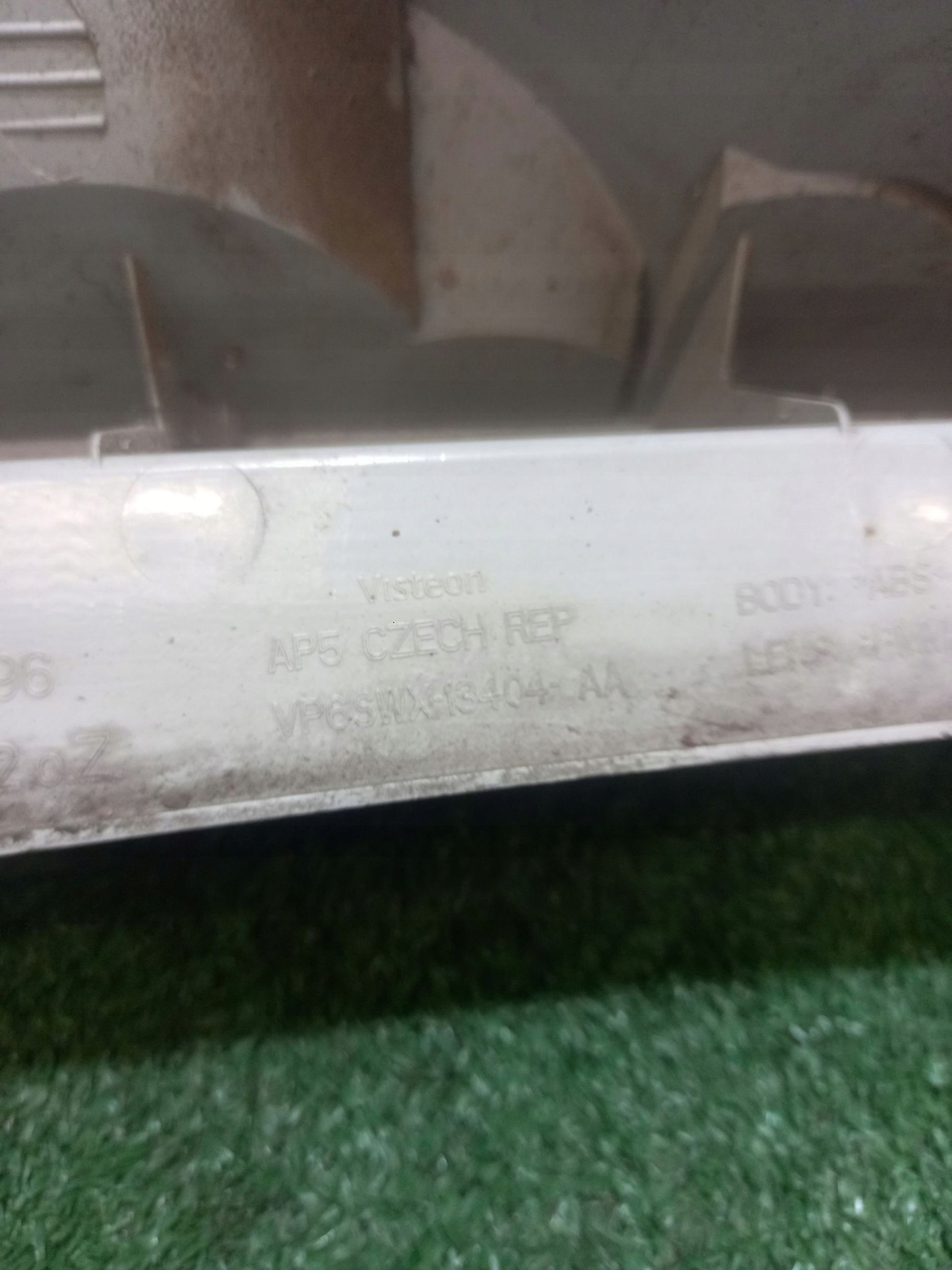 light rear GENUINE Skoda Roomster (5J) 5J7945096