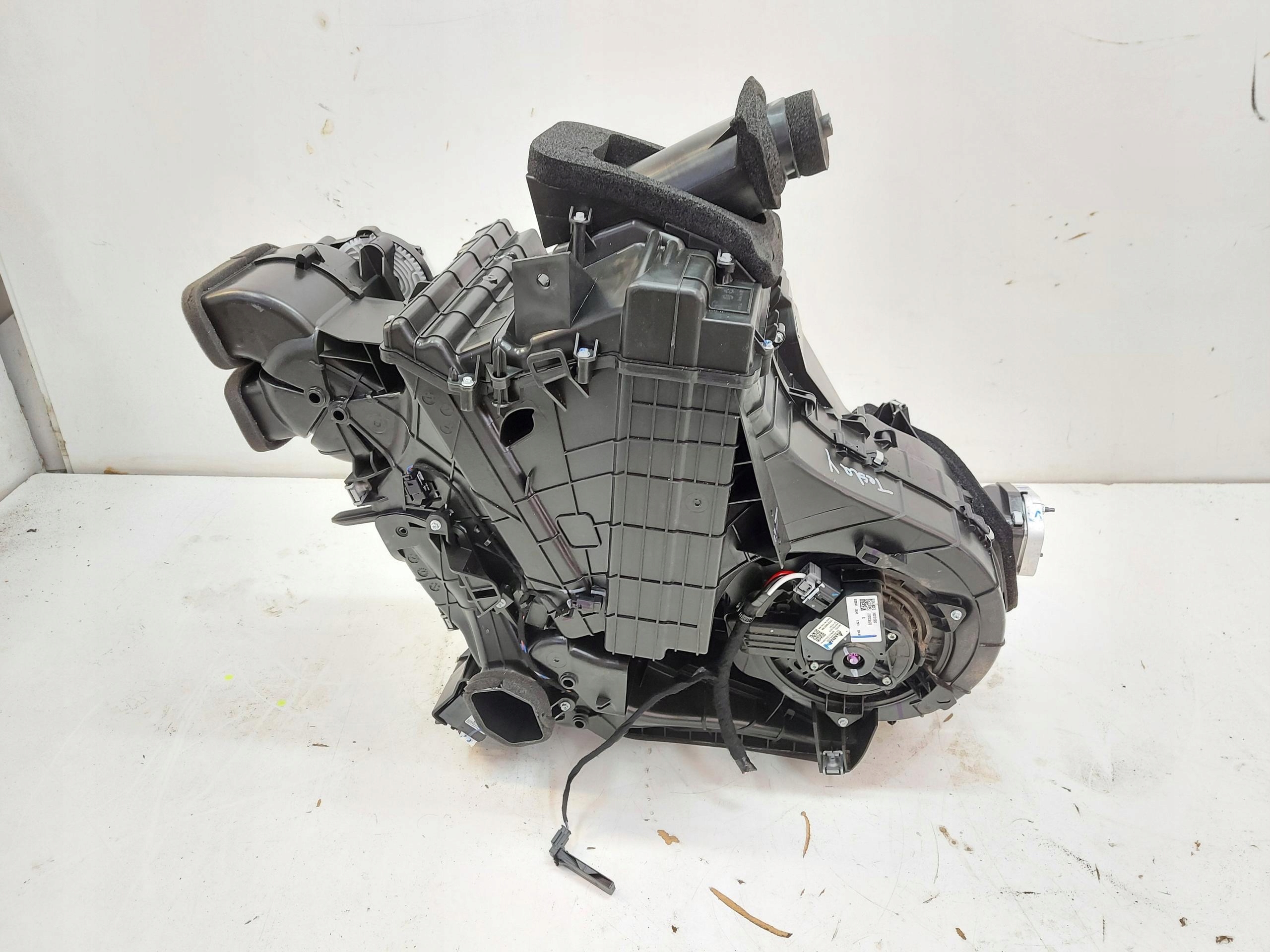 TESLA MODEL Y 2022r, ohřívač tOPENÍ obal 1494714-98-G