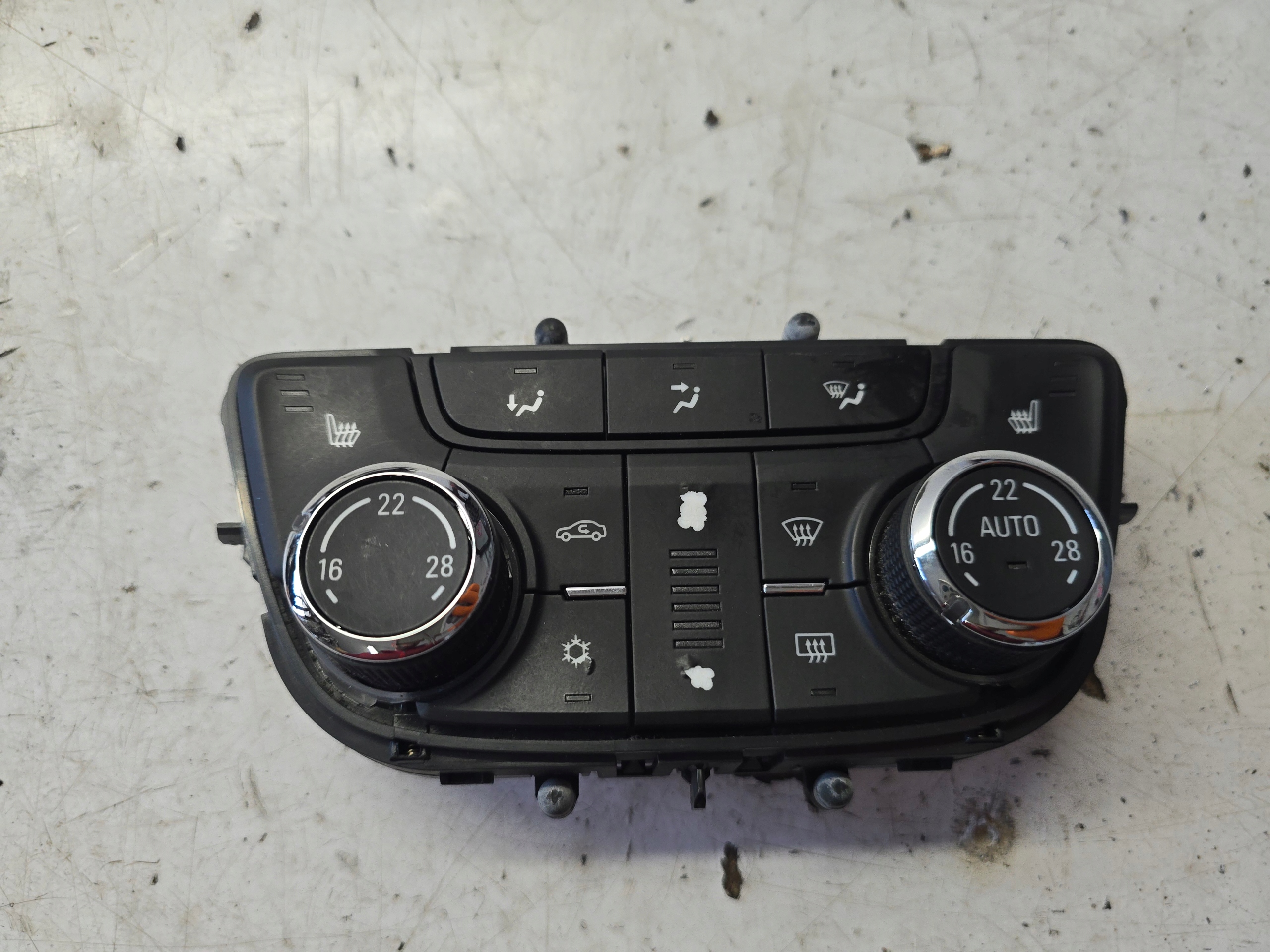 OPEL ZAFIRA C Unite commande clima Bouches buses 13429882