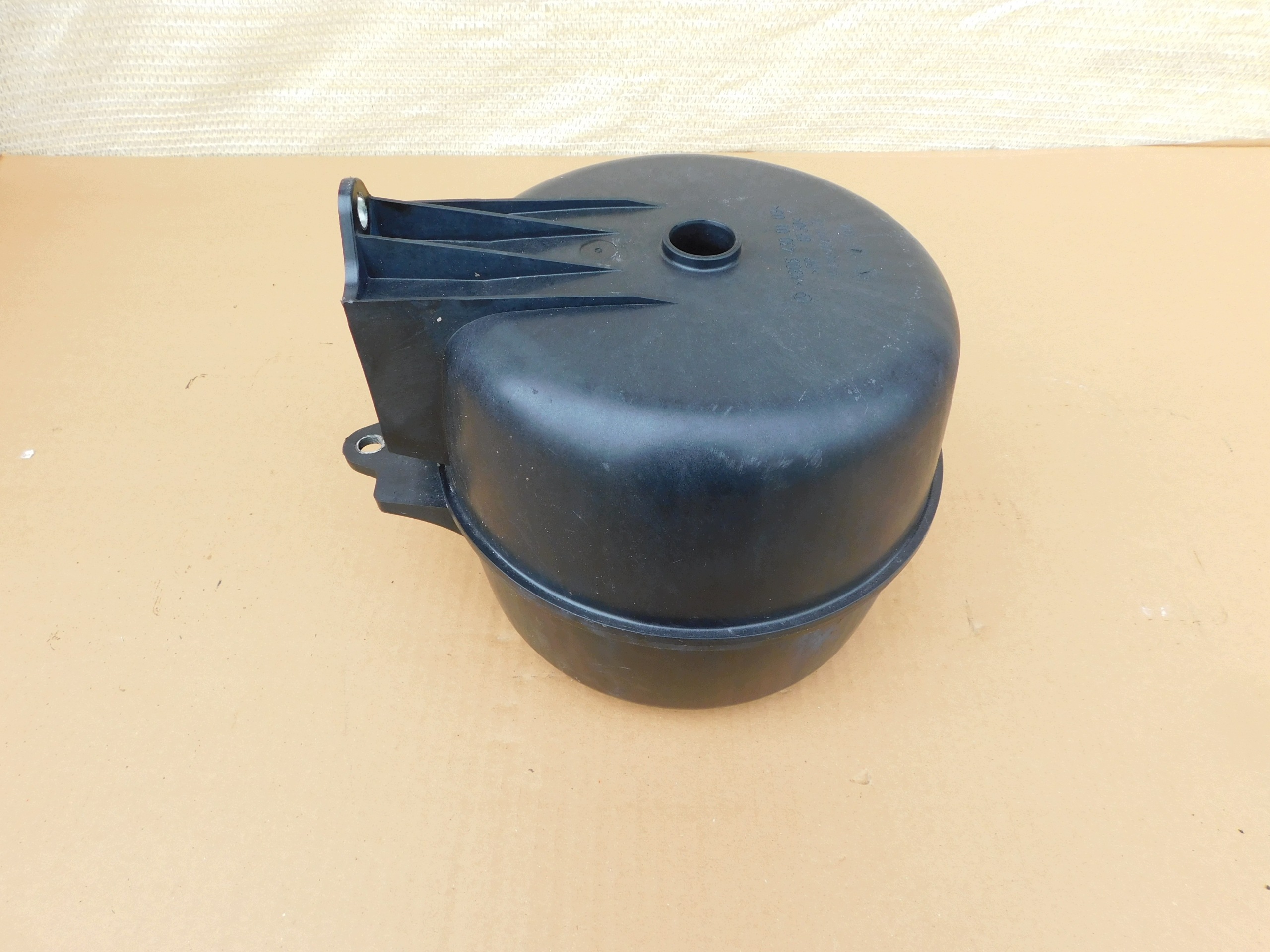 Behälter Unterdruck Sprinter 906 VW Crafter puszka luft A9064300103