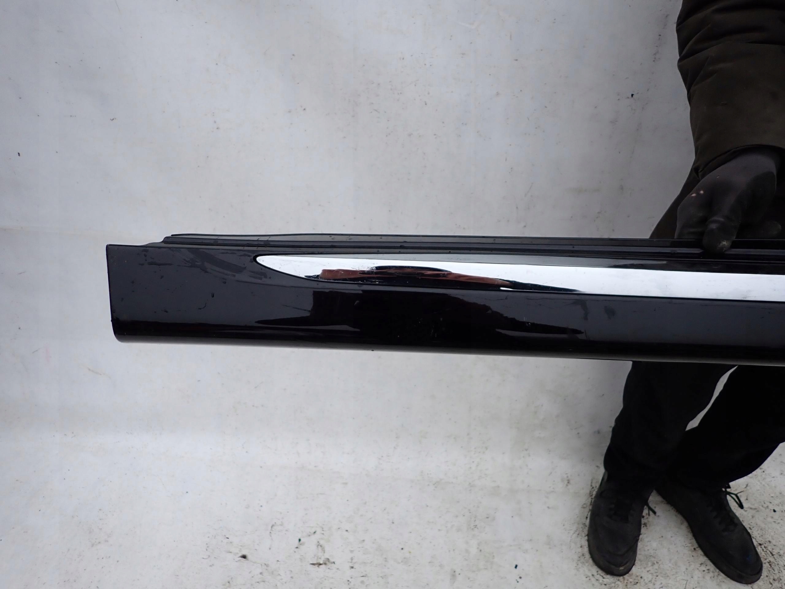 MITSUBISHI OUTLANDER III LIFT threshold moulding right