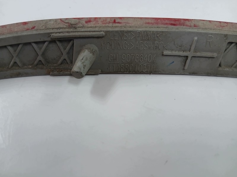 ODBLASK der stoßstange rechts heck OPEL ASTRA V KOMBI 90766404