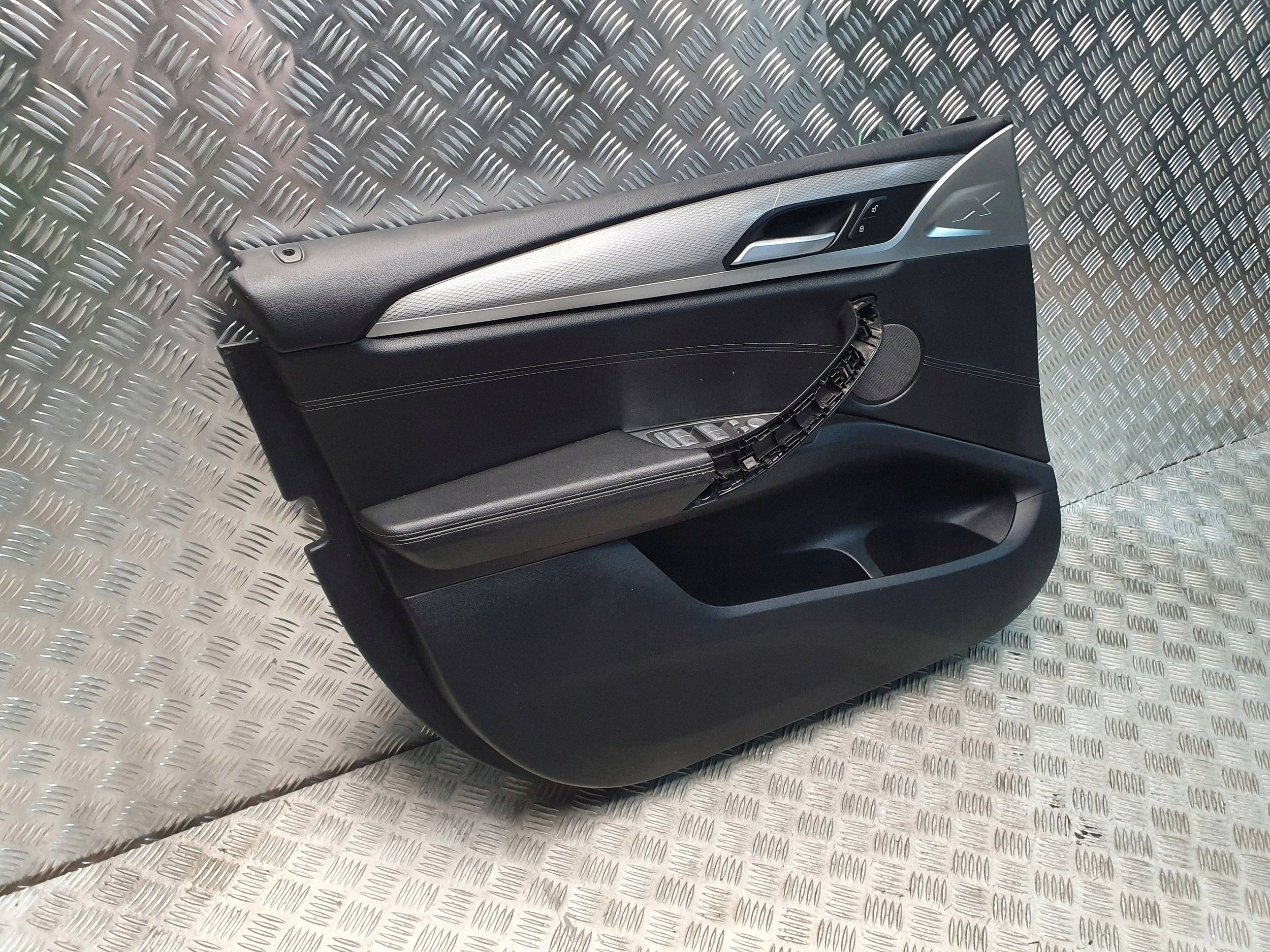 upholstery side door left front 7410281 BMW X3 G01 X4 G02