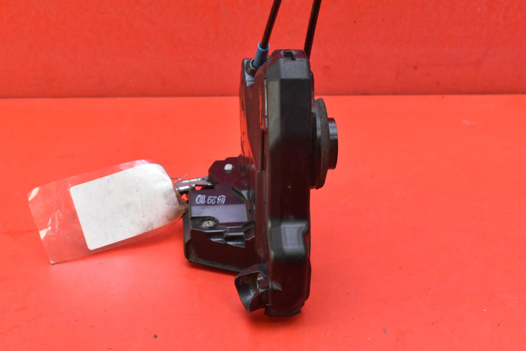 lock door left front front EU TOYOTA AVENSIS T27 09-11