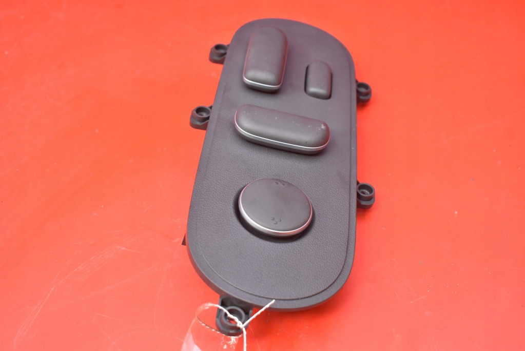 control panel seat driver´s 88070BE300 HYUNDAI KONA 2 II 22
