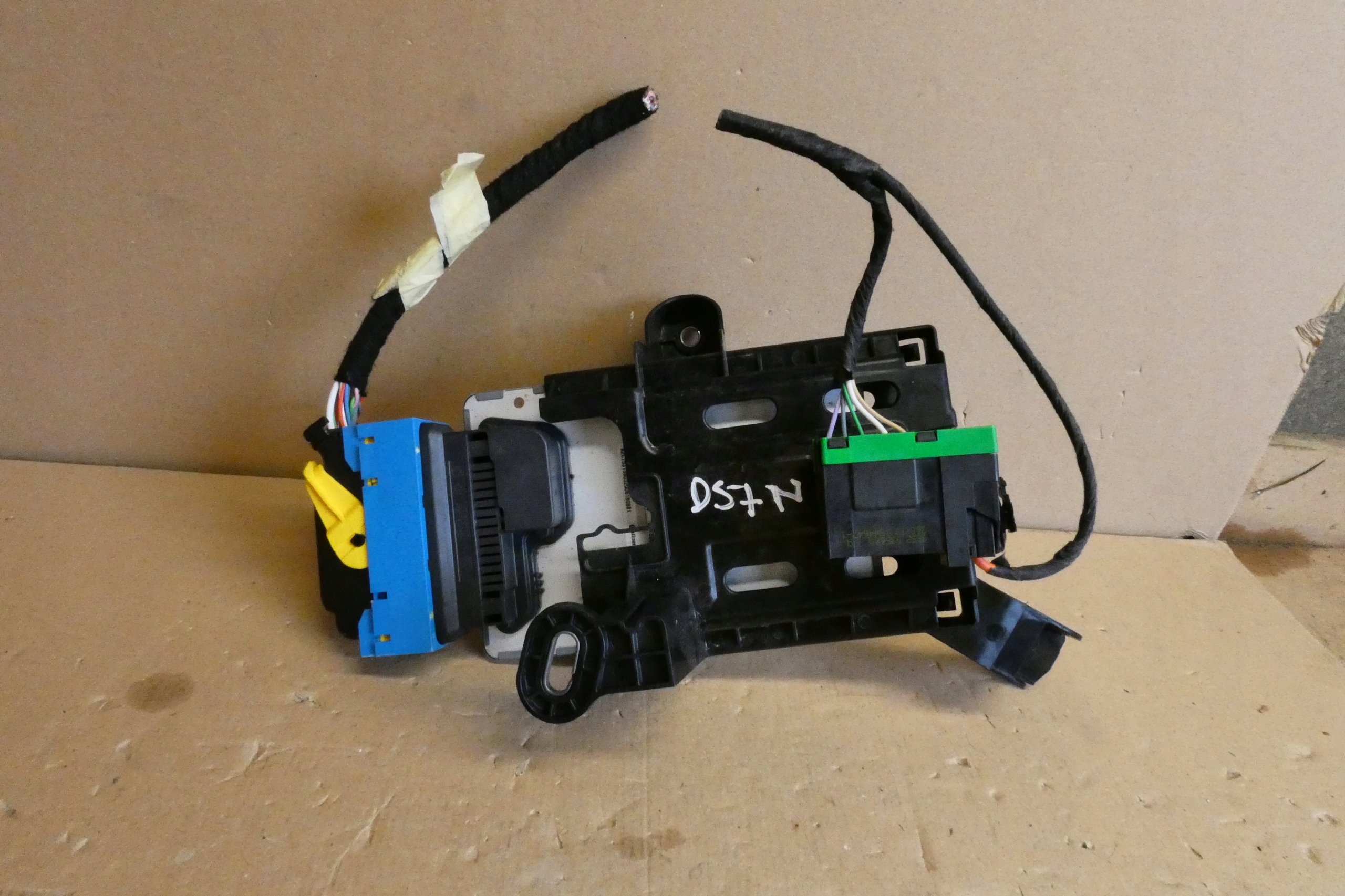 CITROEN DS7 control unit springing module 9830241680 2019R