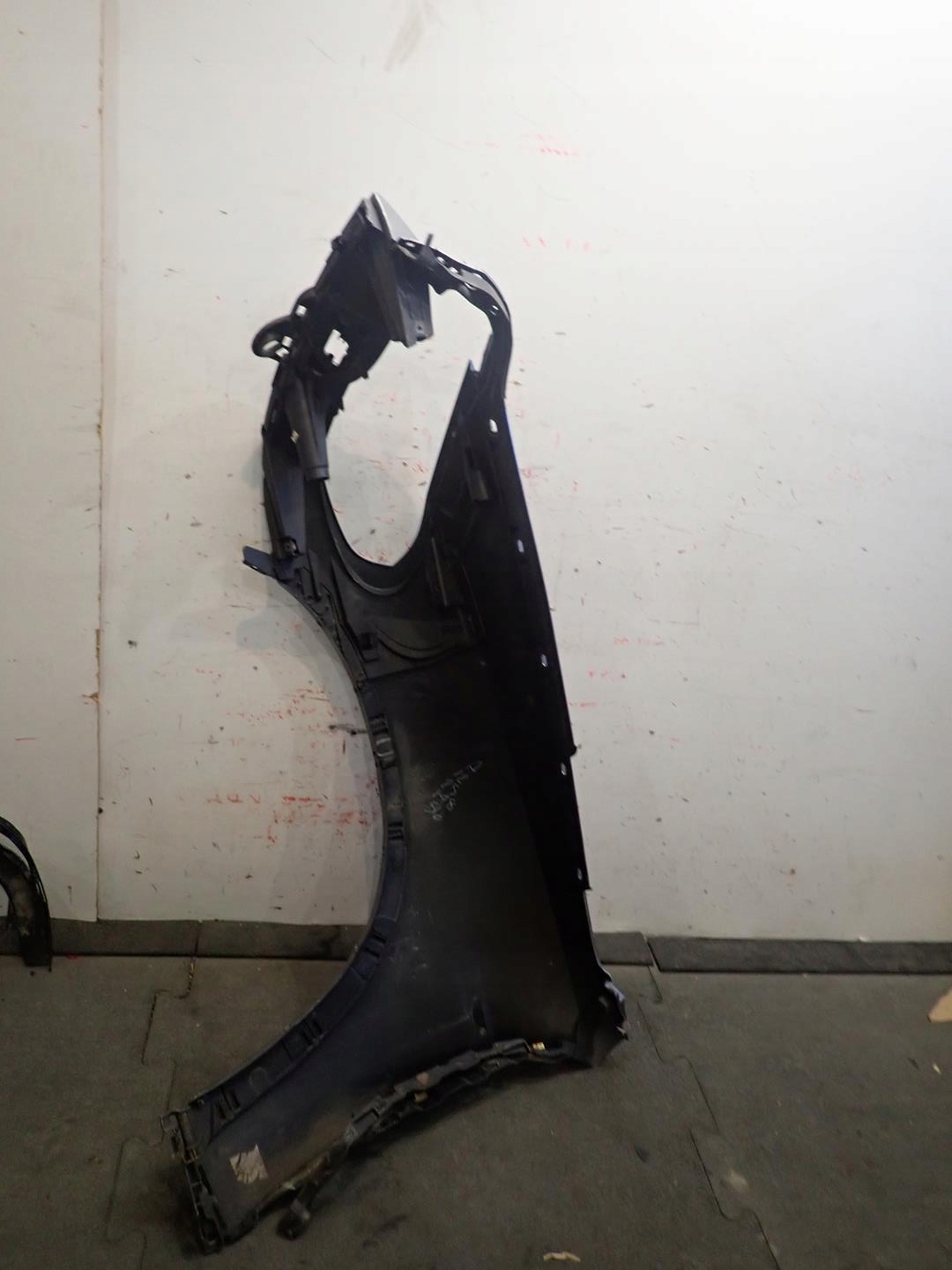 fender front front right BMW X5 E70 LIFT 2010
