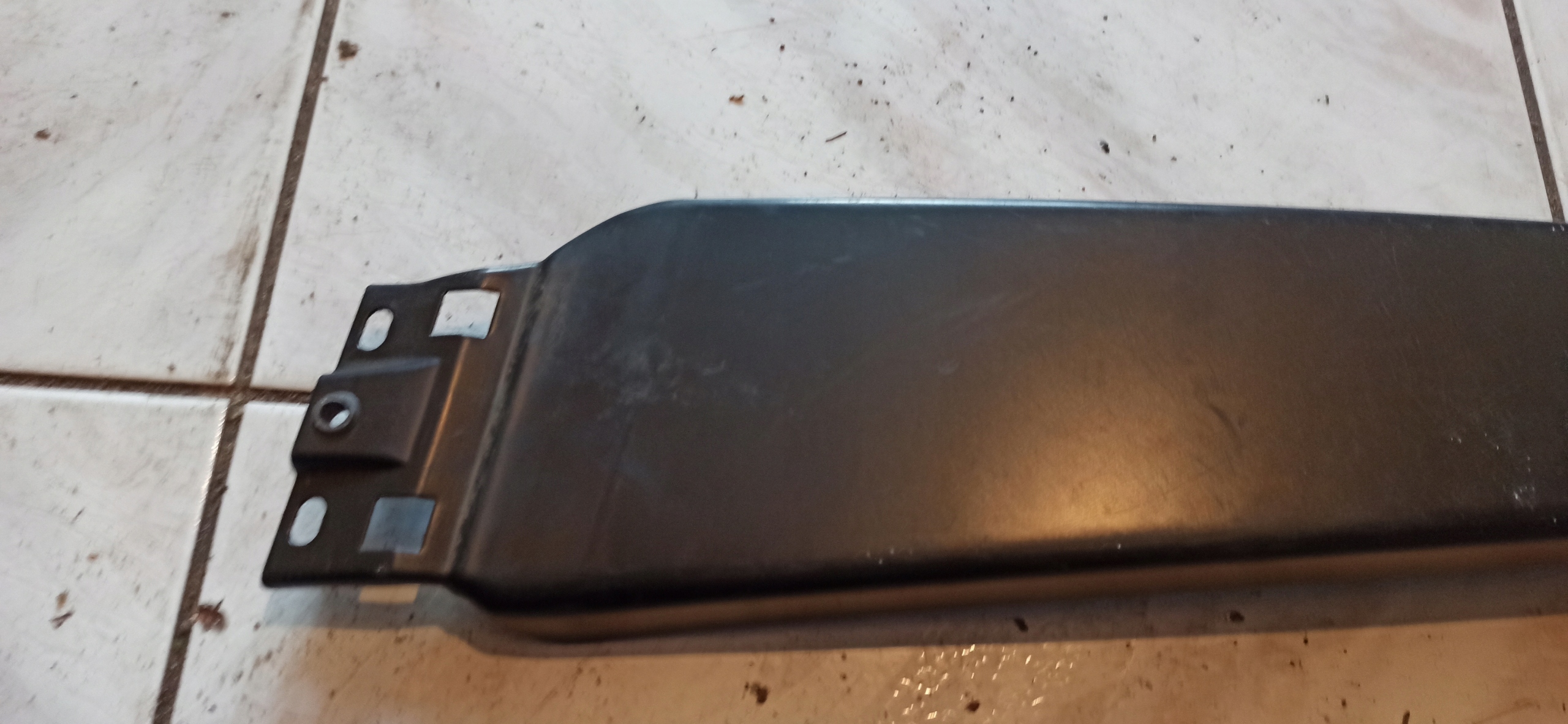 Blende Abdeckung SLUPKA des rechten A4 B6 8E0853290E