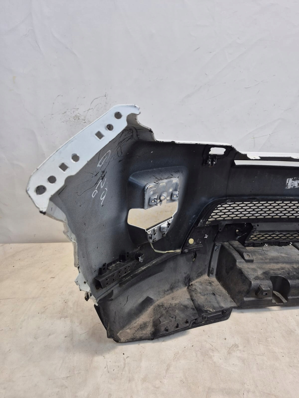 RANGE ROVER EVOQUE and 1 DYNAMIC 11-15 bumper front front washer PDC
