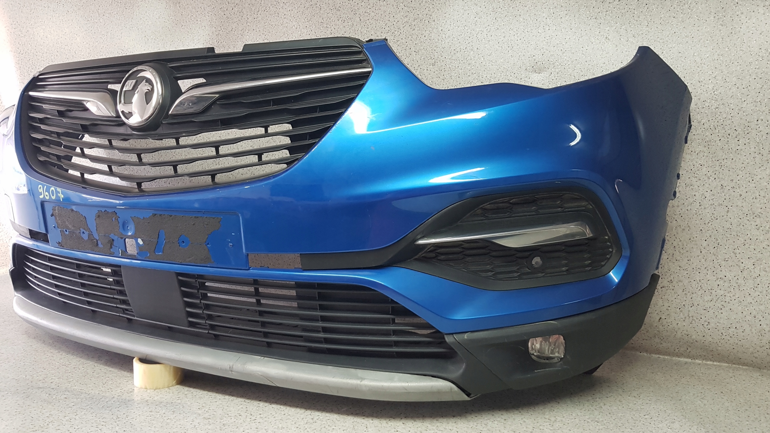 OPEL GRANDLAND X 2016 - bumper front 9607