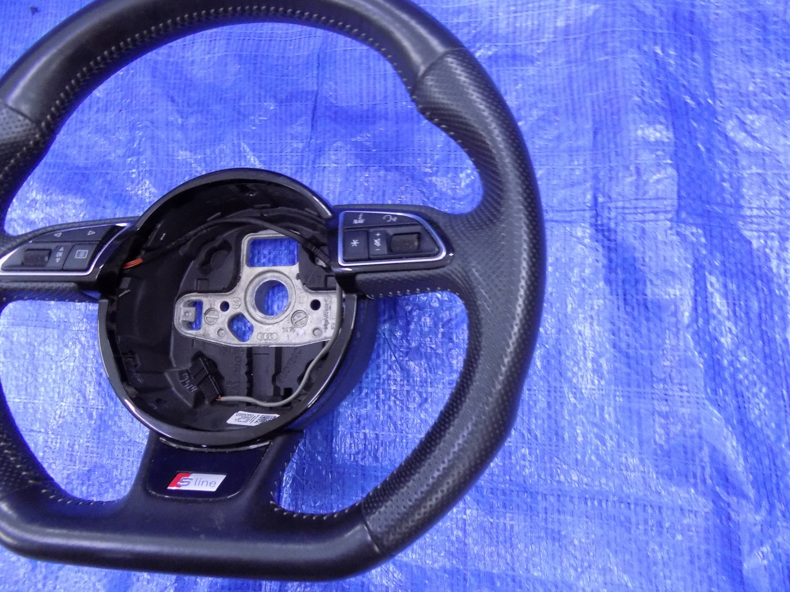 lenkrad MULTIFUNKCJA S-LINE AUDI A3 8V 2,0TDI