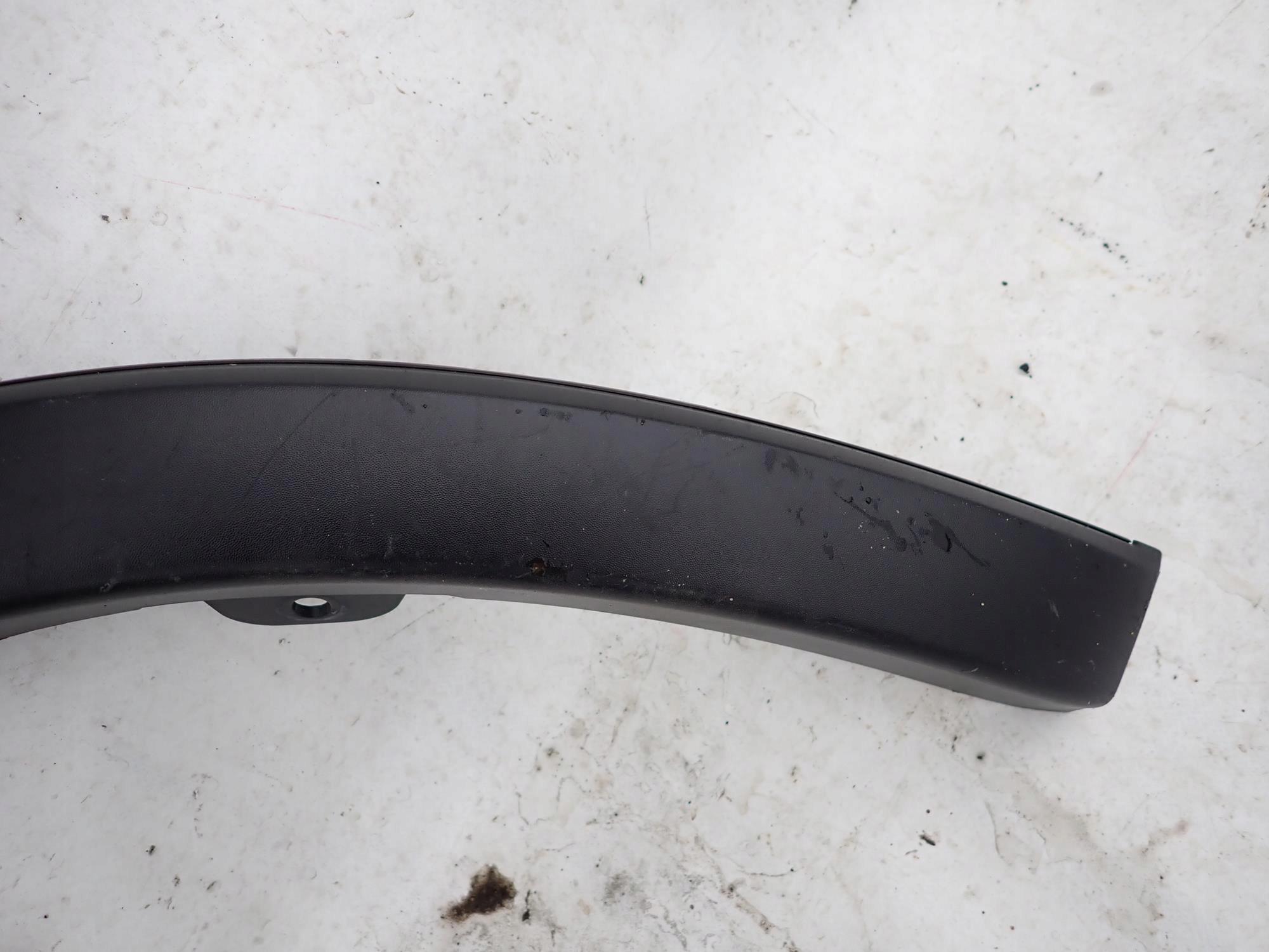 MITSUBISHI ASX and 1 LIFT 12-22 cap right rear part