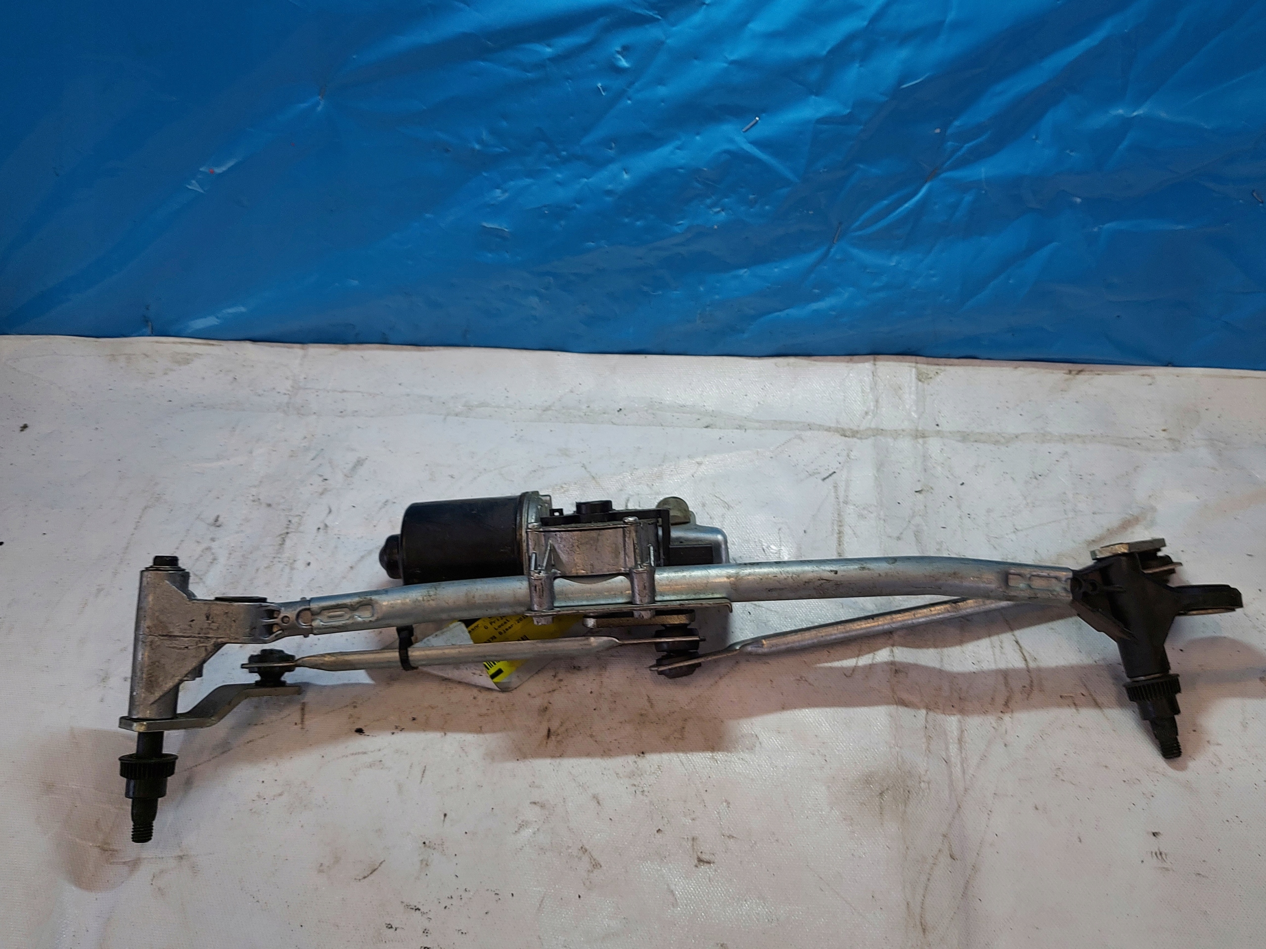 Wischergestänge BMW 1 E87 7192963 vorne