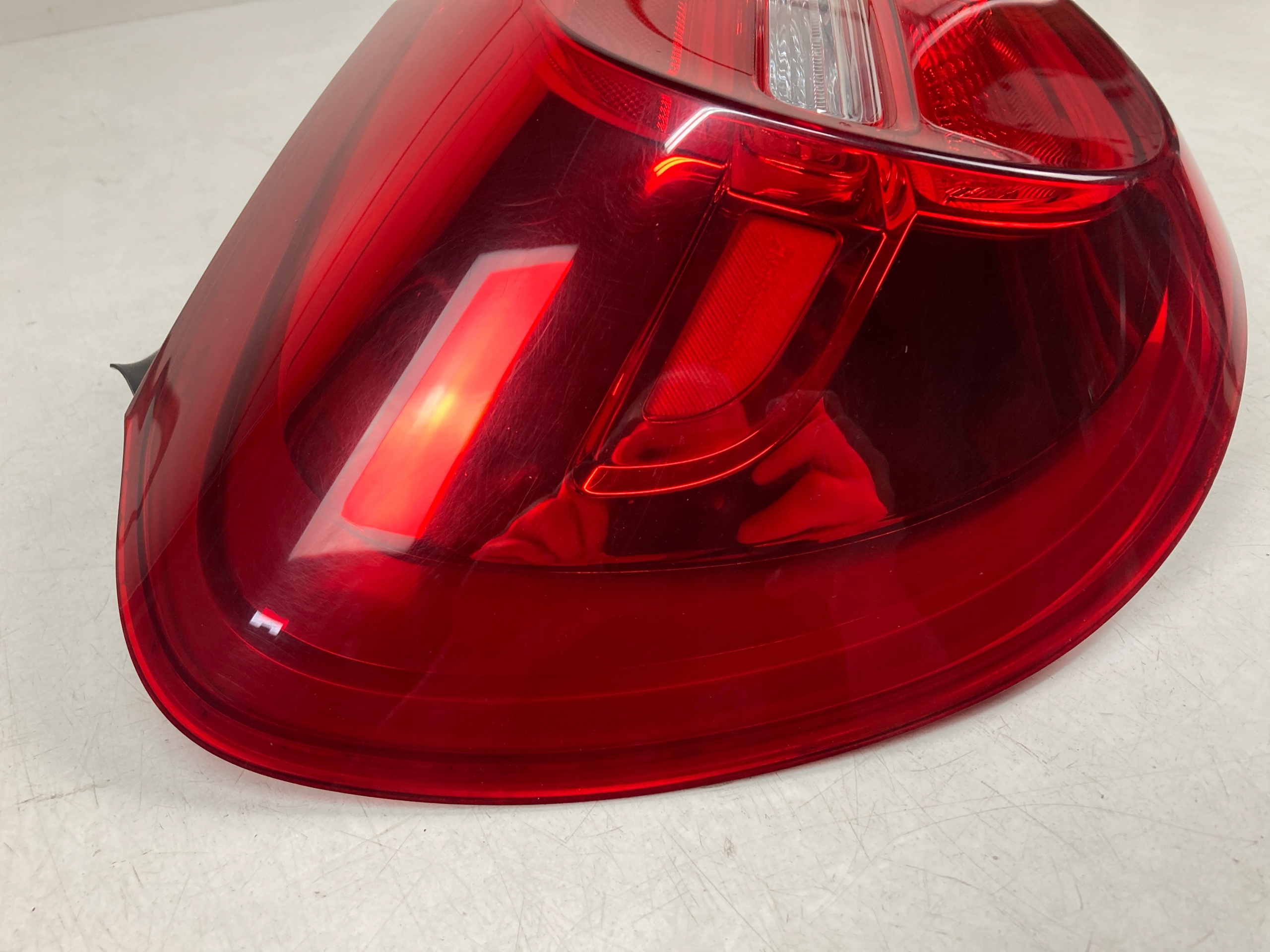 Mercedes-Benz GLA W156 Rückleuchte A1569061958 Rearlamp - Thumbnail 5