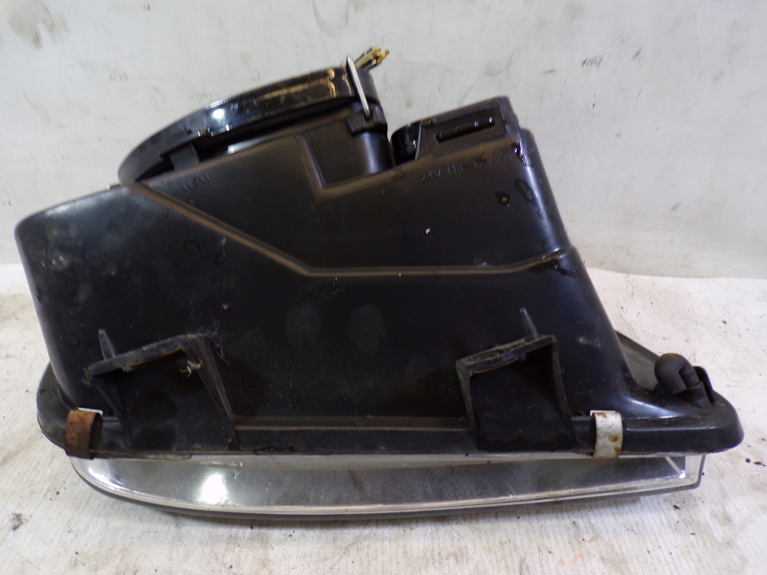 light front front left VOLKSWAGEN BORA (K)