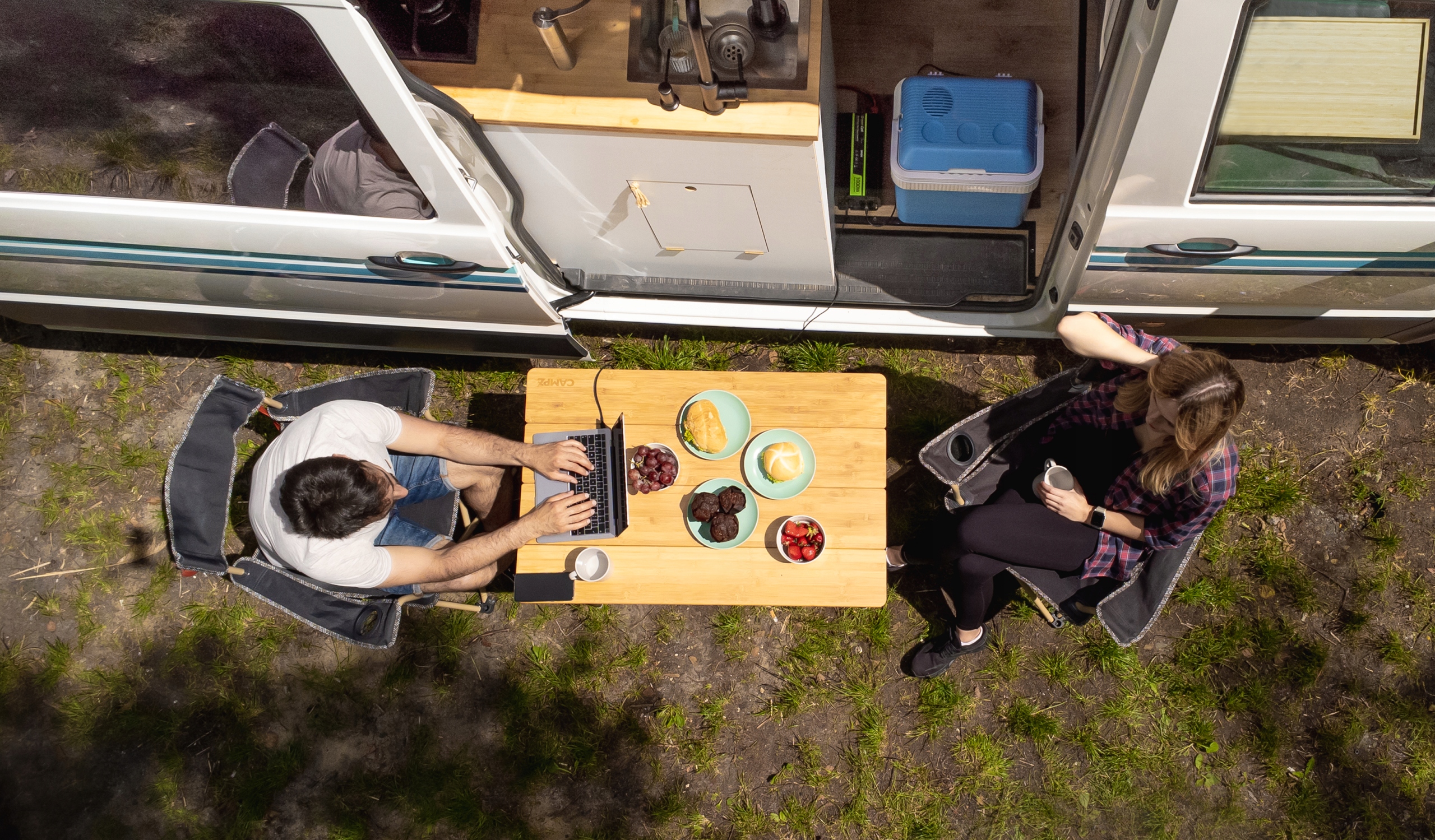 Przetwornica samochodowa Green Cell 12V 3000W / 6000W Sinus USB do kampera Marka Green Cell