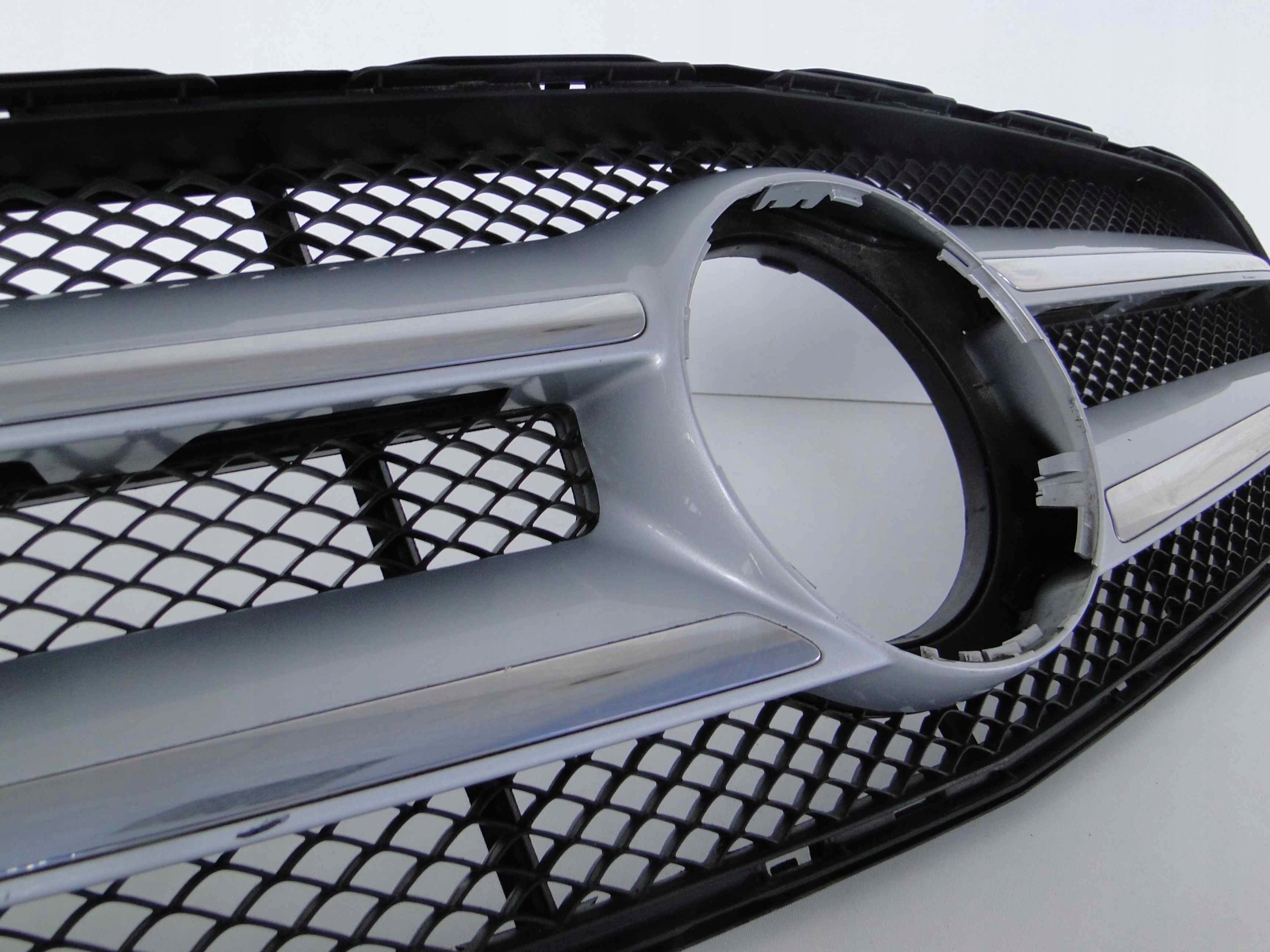 MERCEDES GLA X156 156 PRZED LIFTEM GRILL ATRAPA Producent części Mercedes-Benz OE